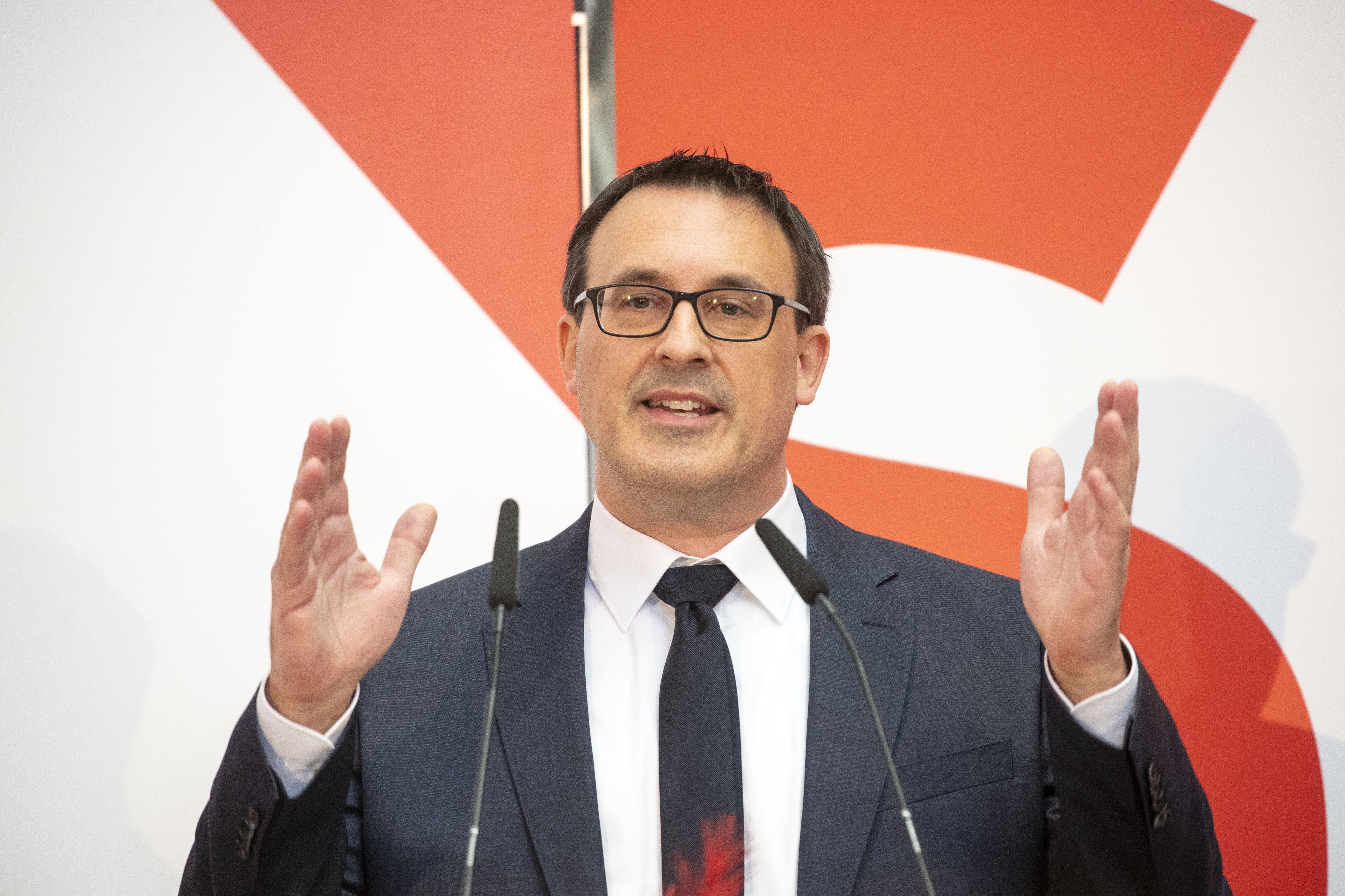 Der Bundestagsabgeordnete Sören Bartol ist neuer Landesvorsitzender der SPD in Hessen.