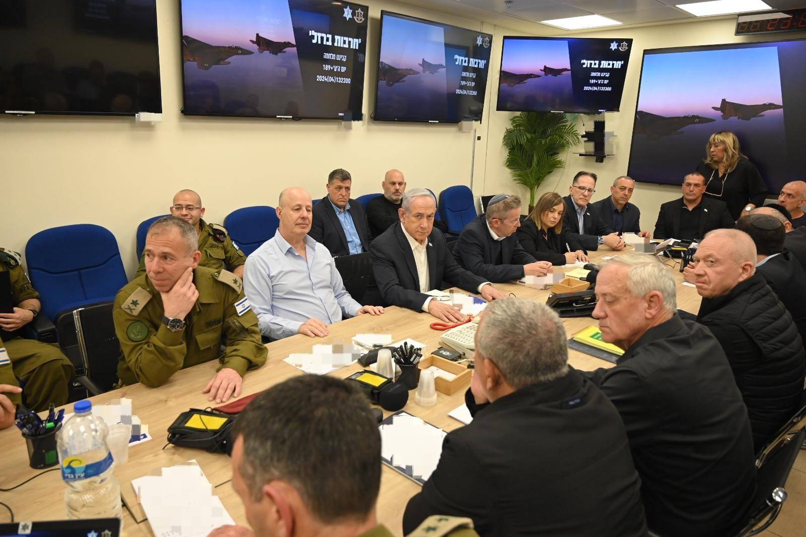 Beratung des israelischen Kriegskabinetts in Tel Aviv: Eine neue strategische Allianz zeichnet sich ab.