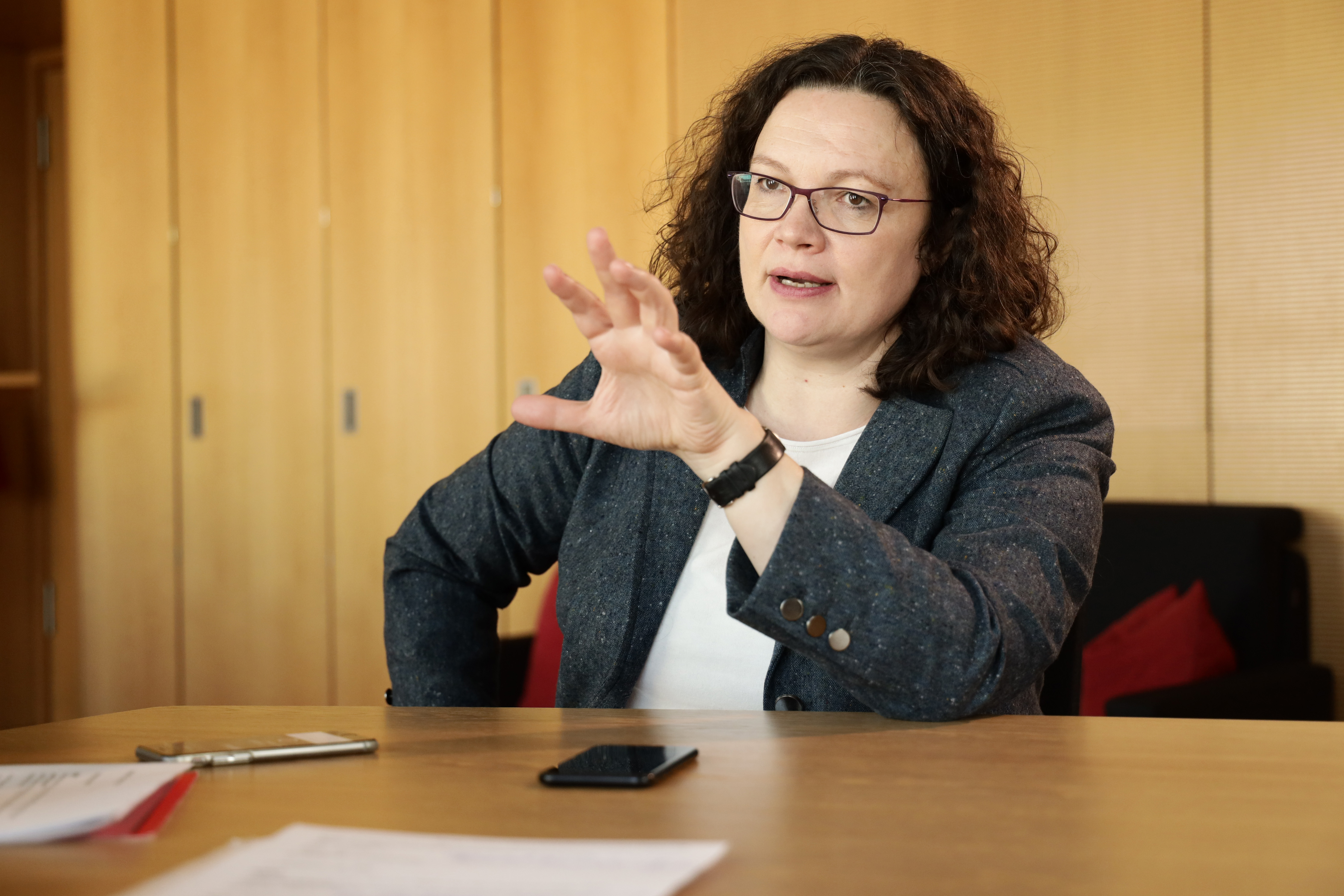 Zusammen wollen wir unser Europa verteidigen und besser machen, gegen die Geisterfahrer und Ewiggestrigen. SPD-Chefin Andrea Nahles ruft zur Teilnahme an der Großdemo „Ein Europa für alle“ auf.