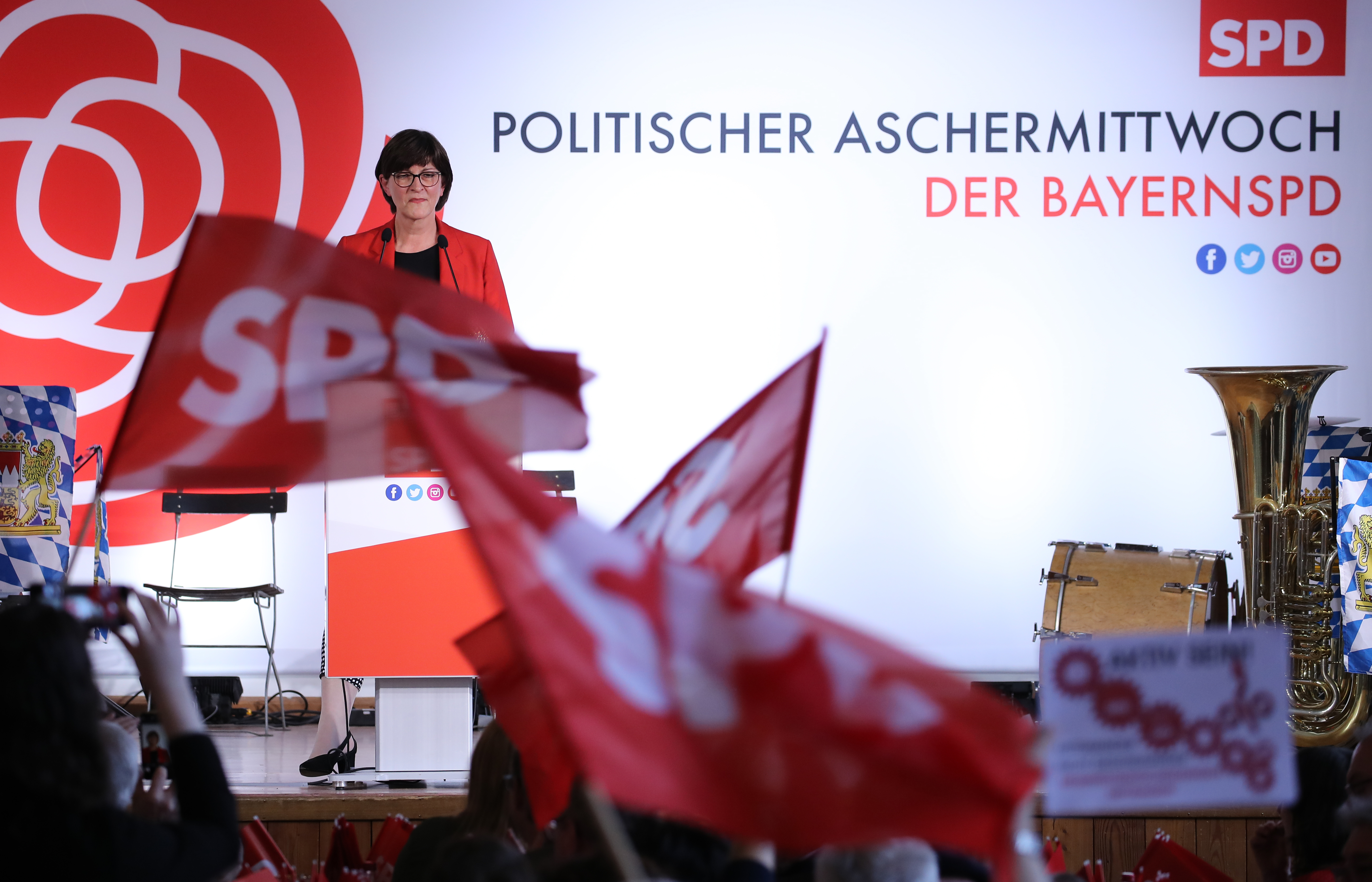 Parteichefin Saskia Esken beim Politischen Aschermittwoch in Vilshofen: „Die SPD kann mehr und will mehr.“