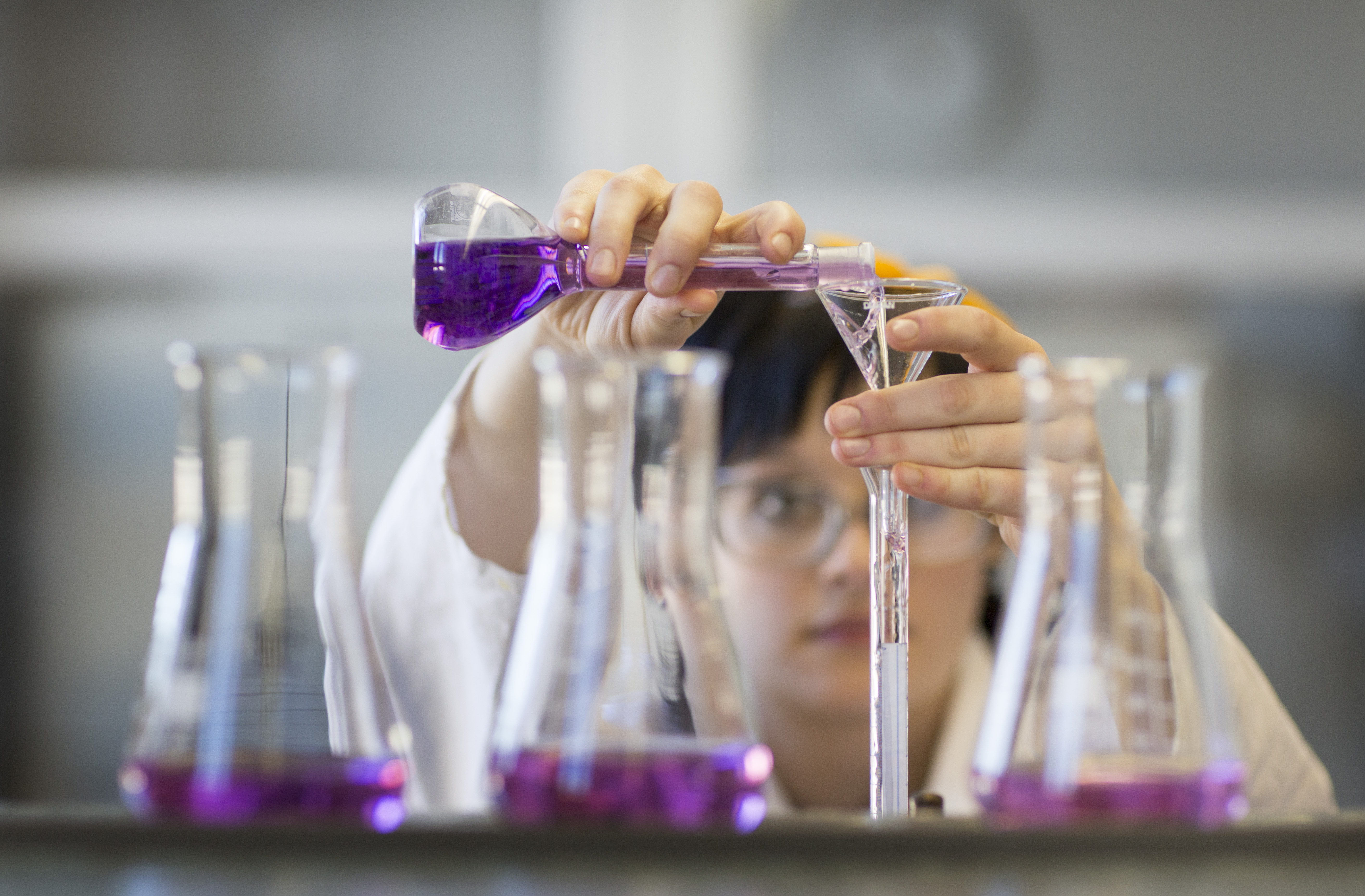 Rund 90 Prozent der hauptberuflich tätigen wissenschaftlichen Mitarbeiter arbeiten in einem befristeten Beschäftigungsverhältnis