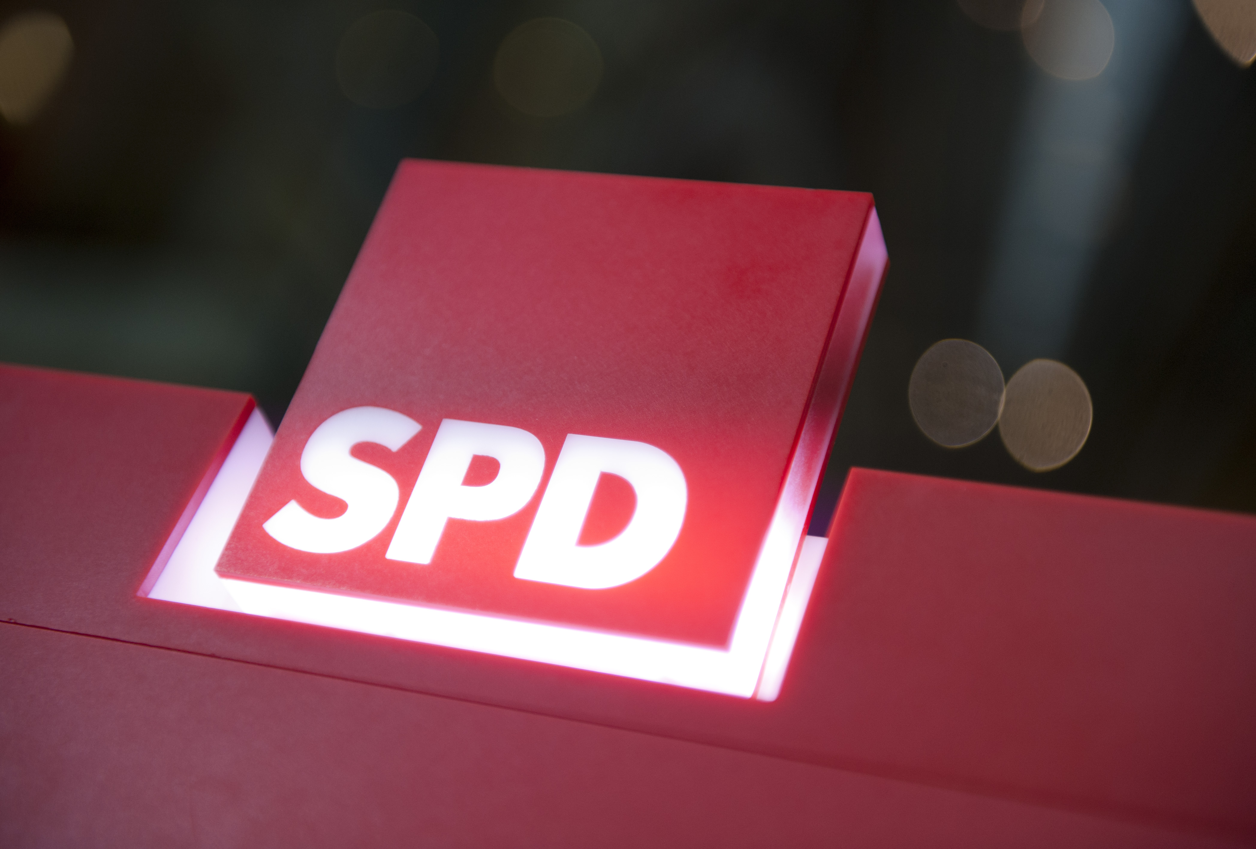 Einige Änderungen im Vergleich zum ersten Entwurf: Der SPD-Parteivorstand hat das Zukunftsprogramm für die Bundestagswahl auf den Weg gebracht.