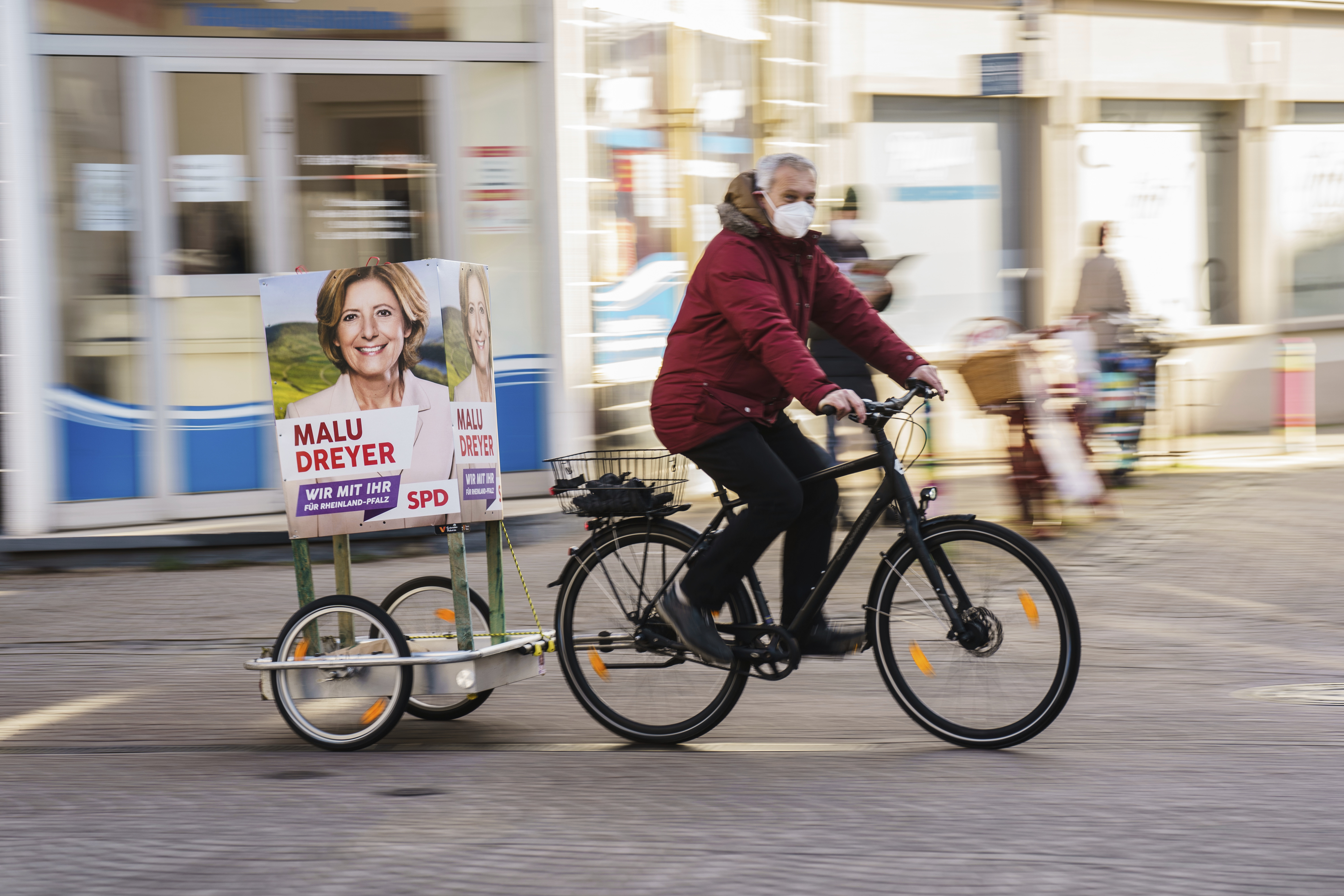 Corona erfordert kreative Wahlkampf-Ideen: Schon bei der Landtagswahl in Rheinland-Pfalz waren SPD-Unterstützer damit erfolgreich.