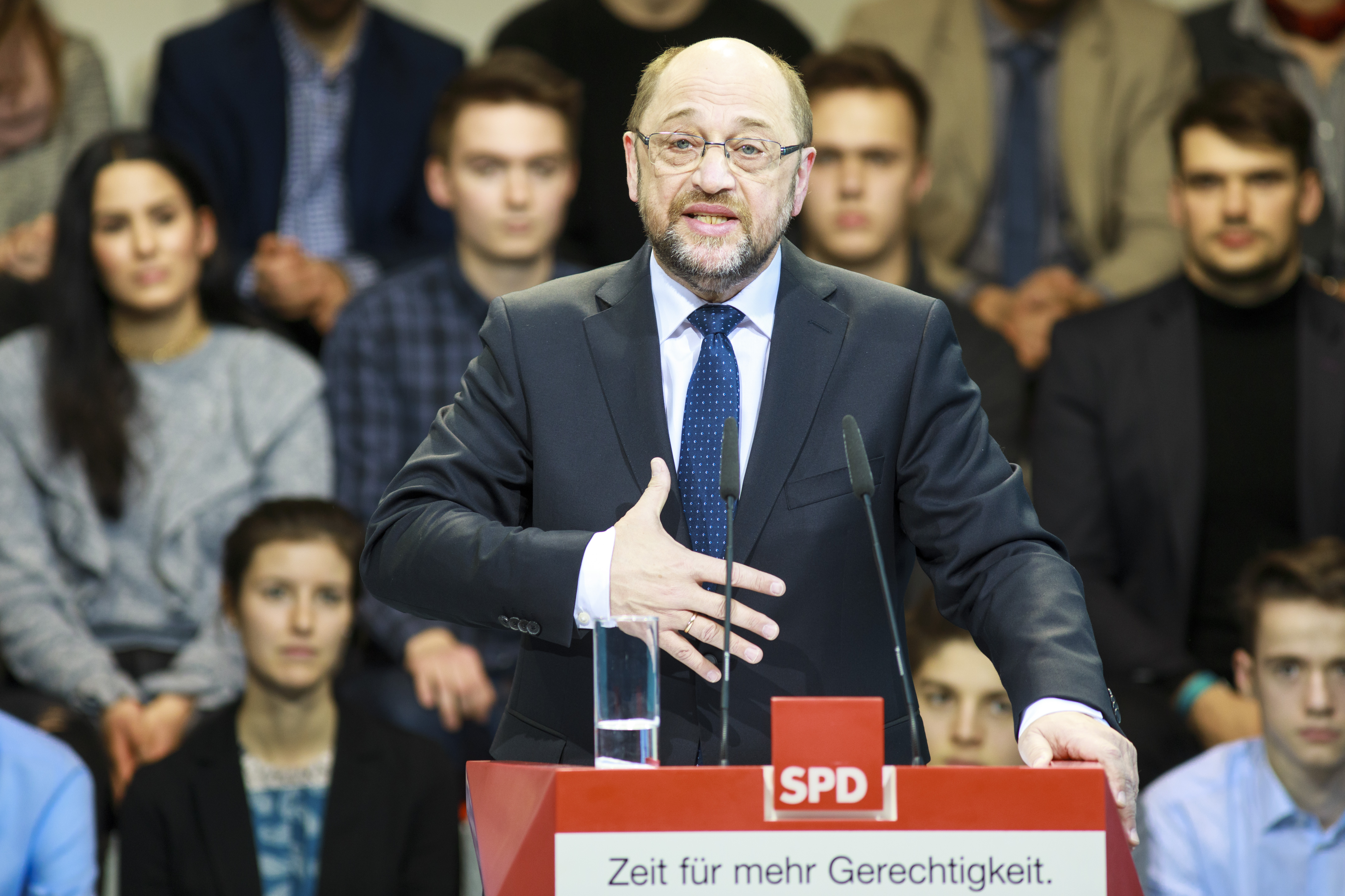 „Ich trete mit dem Anspruch an, Bundeskanzler der Bundesrepublik Deutschland zu werden.“ Martin Schulz am Sonntag im Willy-Brandt-Haus