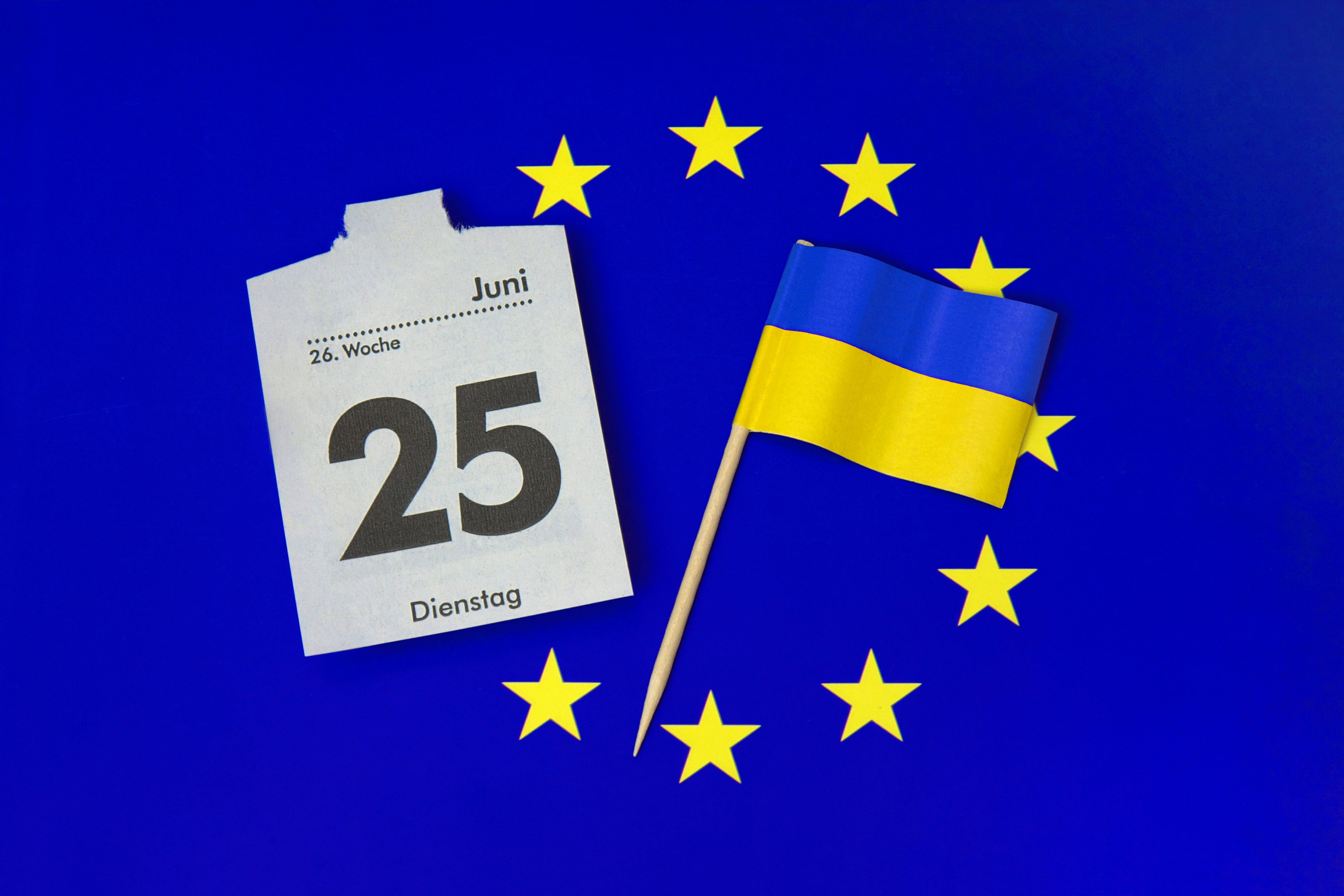 Am 25. Juni beginnen die Beitrittsgespräche der Europäischen Union mit der Ukraine. Bis zu einem EU-Beitritt müssen aber noch einige Hürden genommen werden.