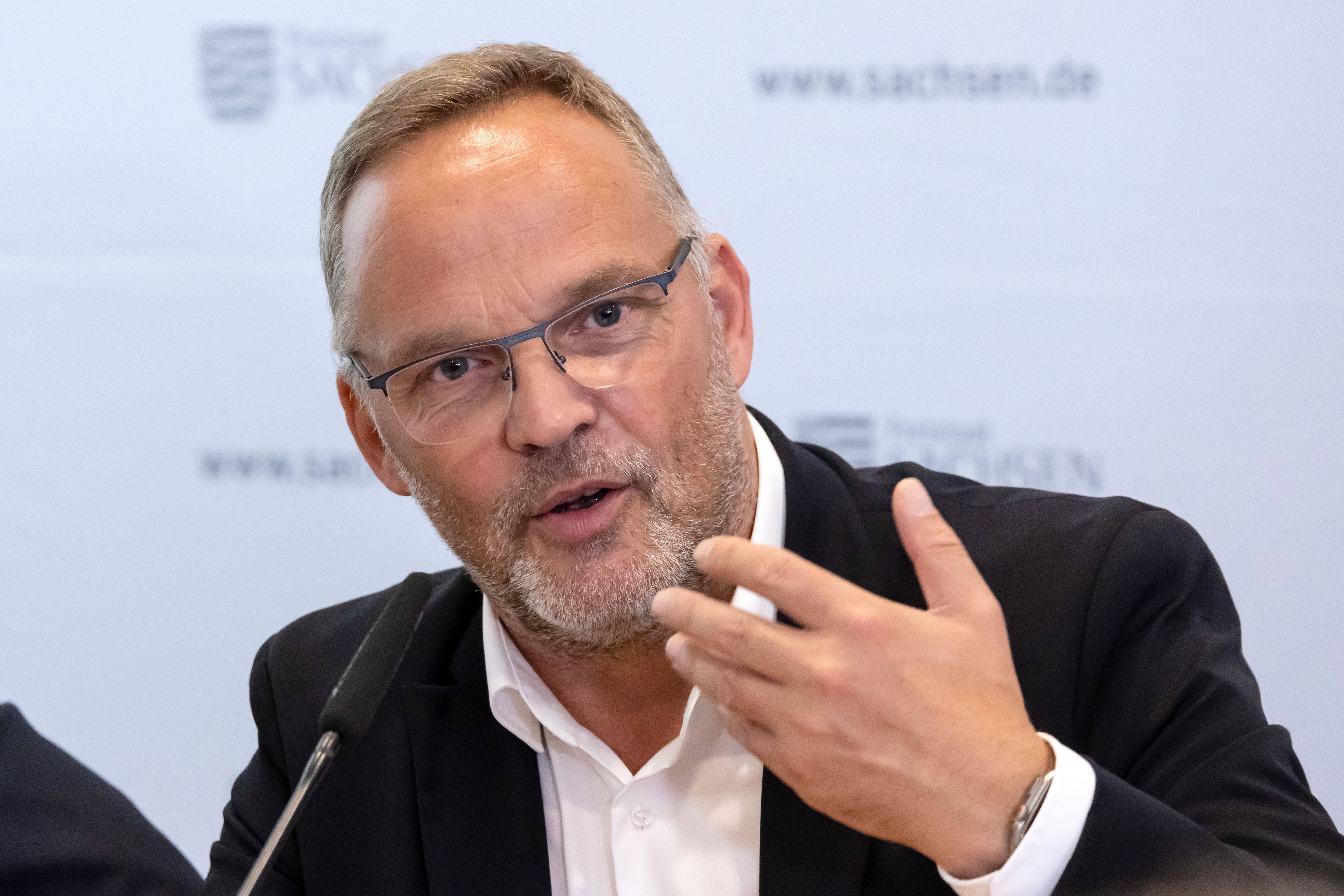 Tritt als Landrat des Landkreises Mittelsachsen zurück: Dirk Neubauer