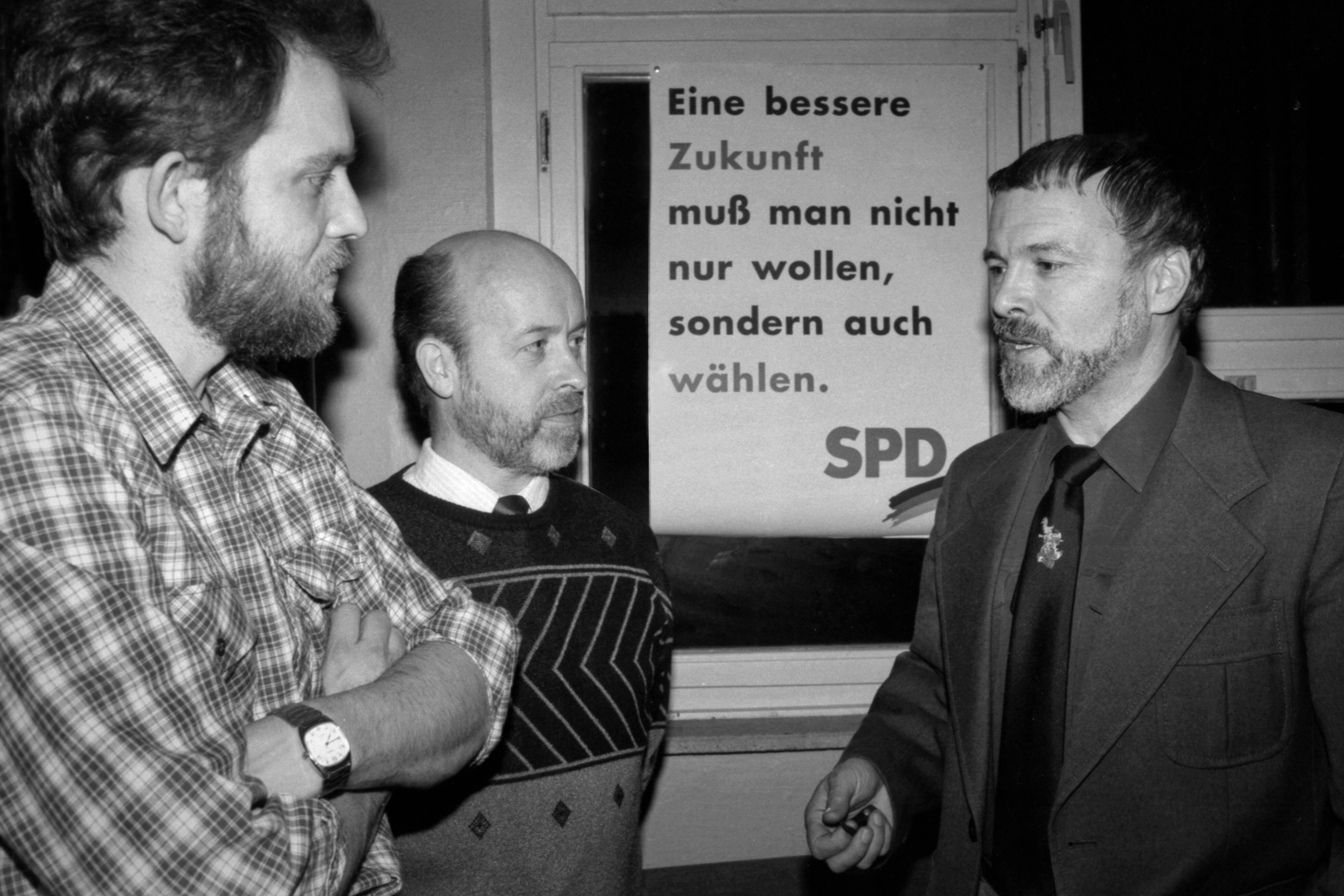 Stark im Osten? Die Gründung der SDP – hier der spätere Ministerpräsident von Mecklenburg-Vorpommern, Harald Ringstorff – war eine bewusste Provokation.