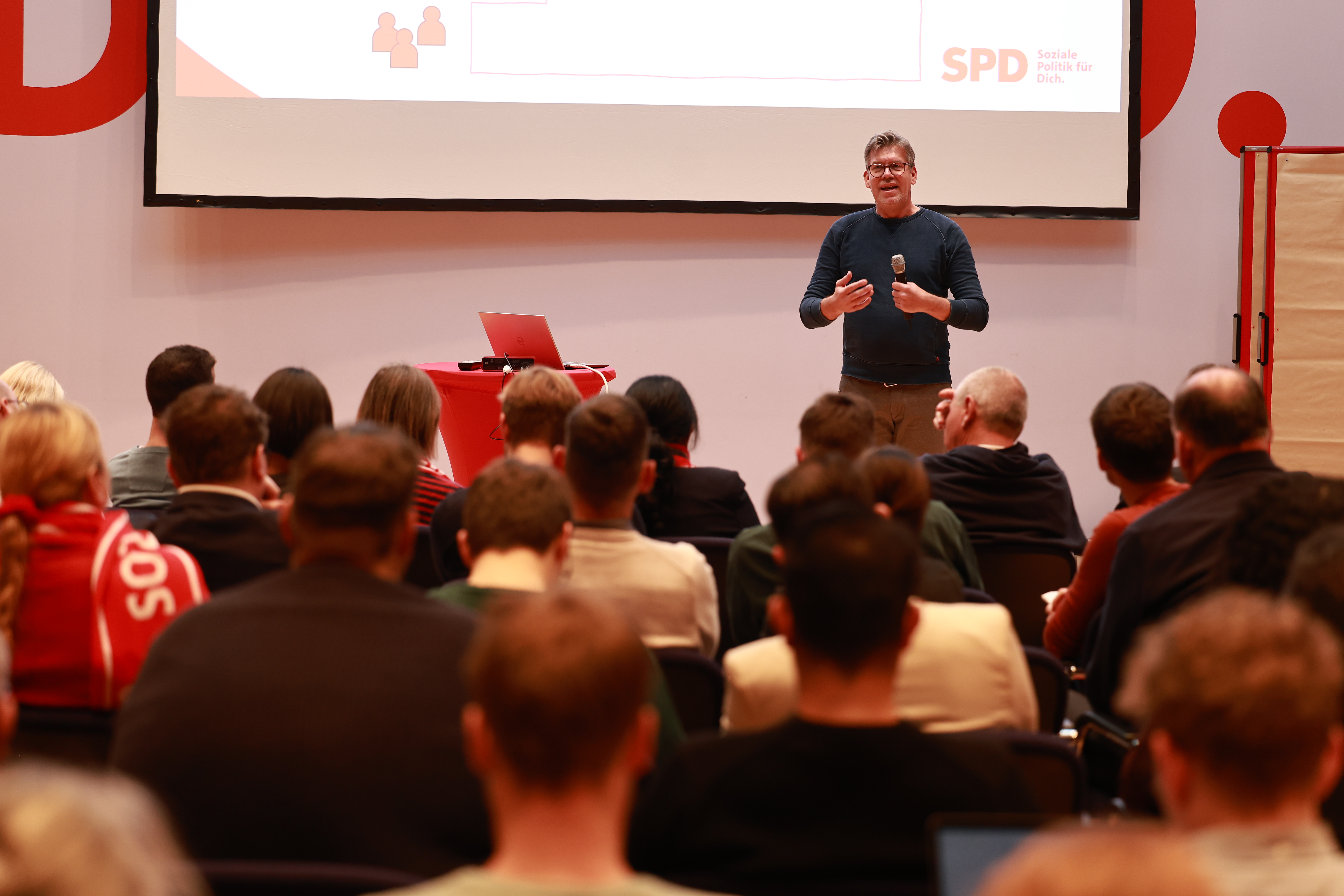 Planung ist der halbe Wahlerfolg: In verschiedenen Workshops machten sich die SPD-Wahlkämpfer*innen am Samstag fit für den Bundestagswahlkampf.