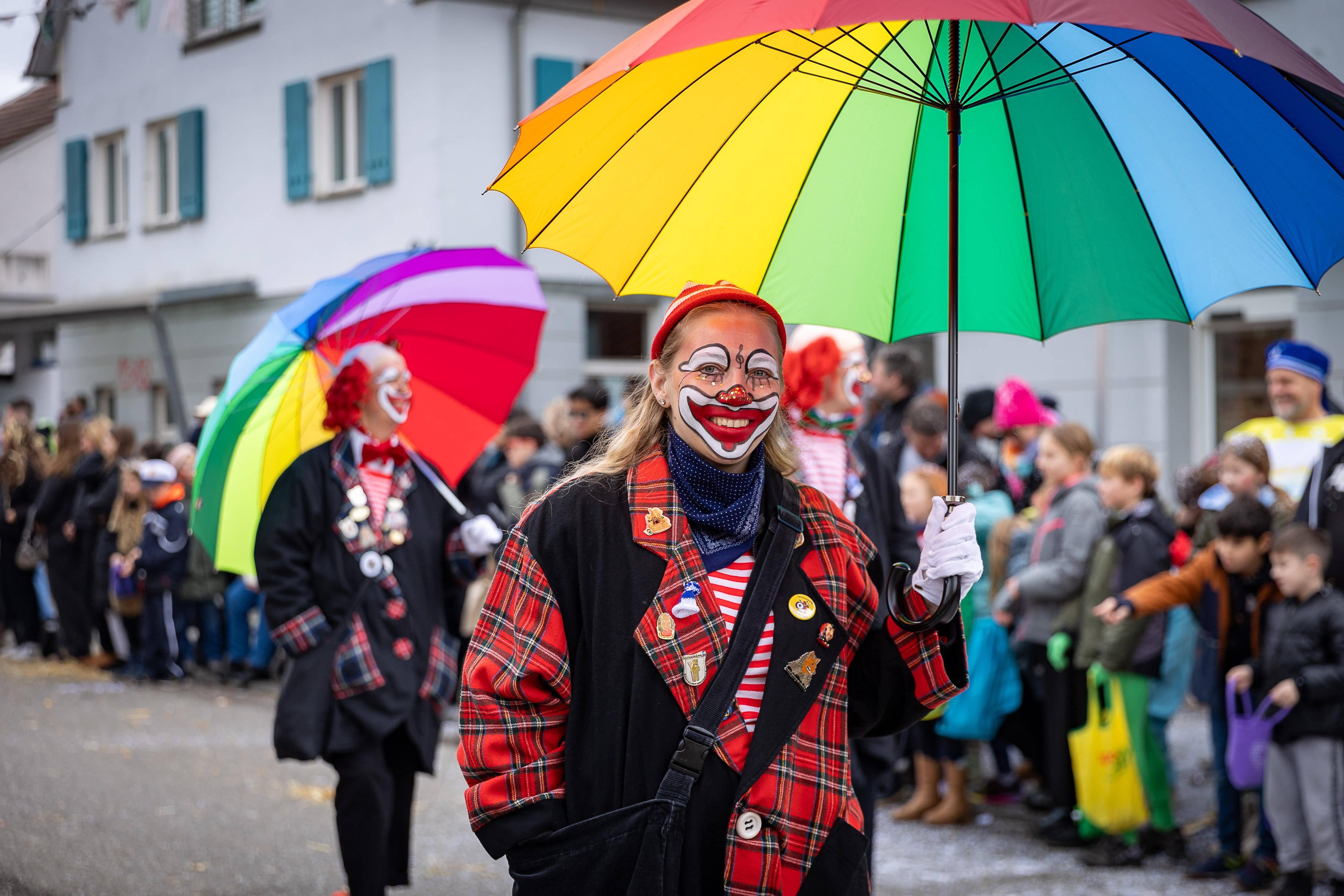 Rosenmontagsumzug 2024 in Tübingen: Kommunen und Veranstalter haben vielerorts ihre Sicherheitskonzepte angepasst.