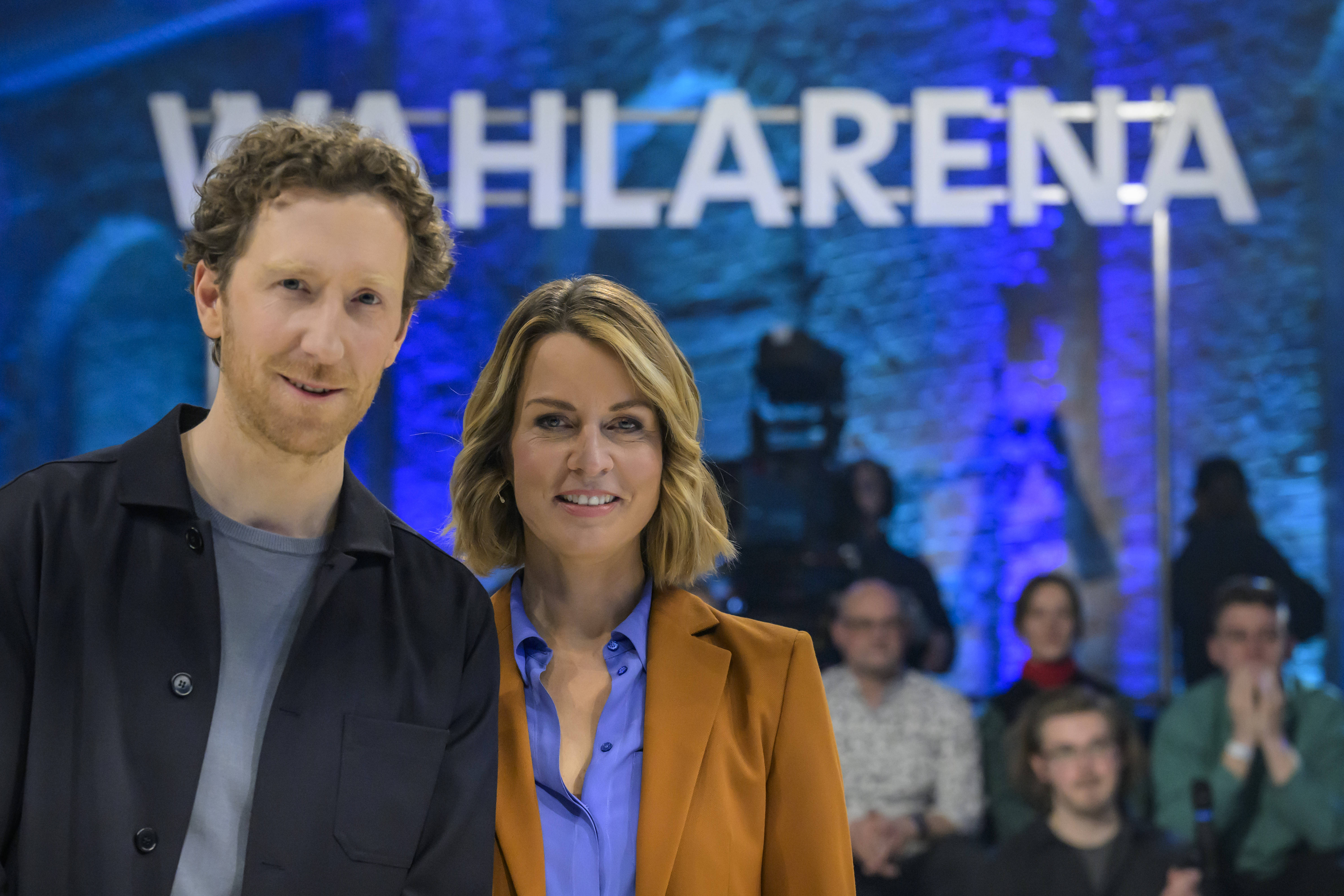 Moderierten die „Wahlarena“ in der ARD: Jessy Wellmer und Louis Klamroth