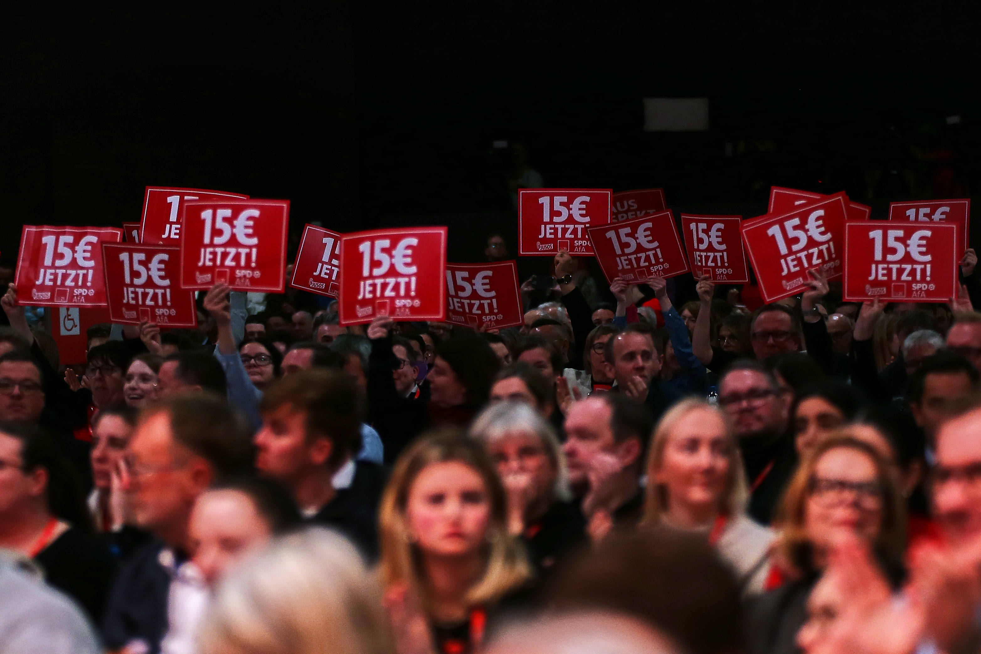 SPD-Parteitag mit Forderung nach 15 Euro Mindestlohn