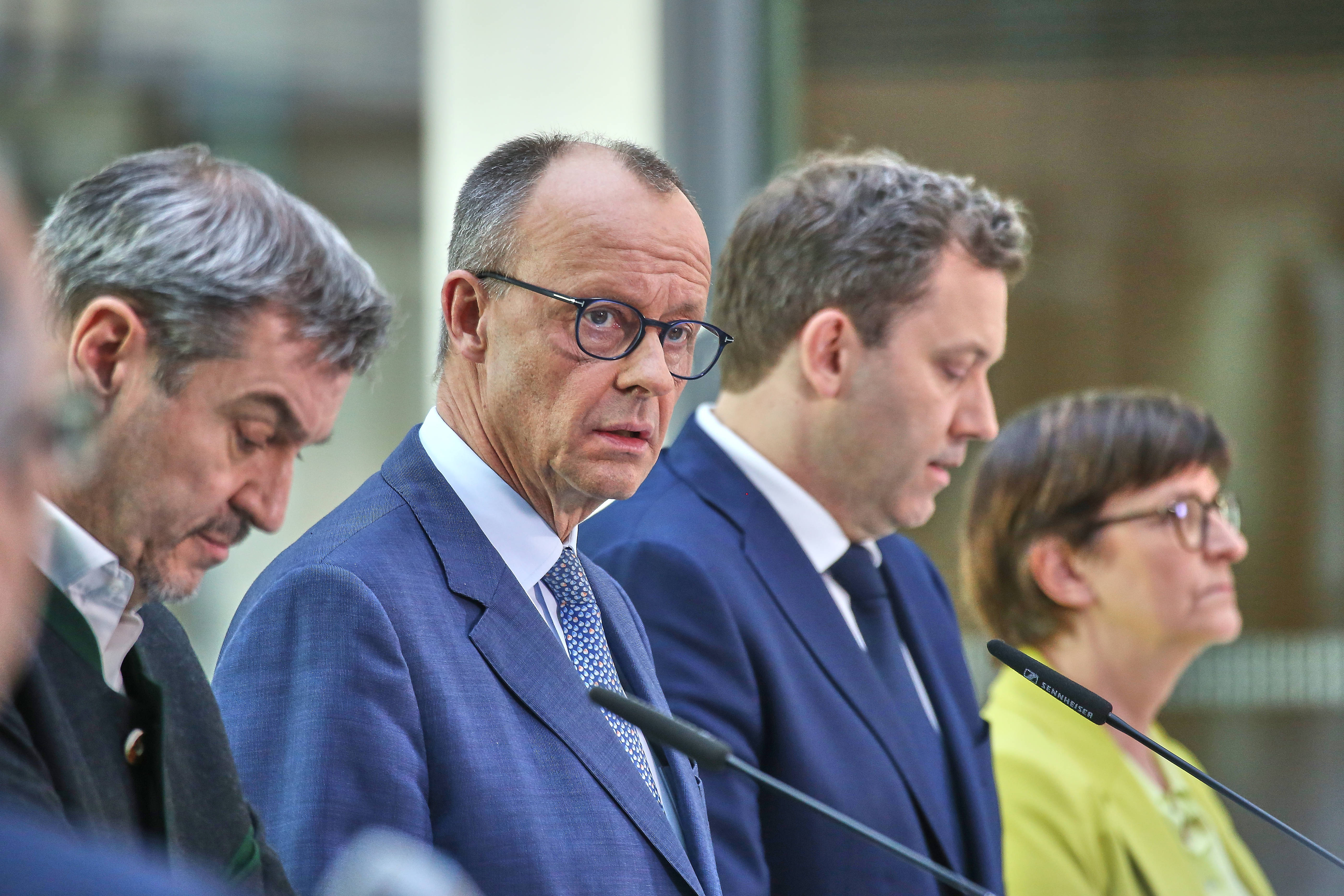 L-R: Markus Söder, Friedrich Merz, Lars Klingbeil, Saskia Esken