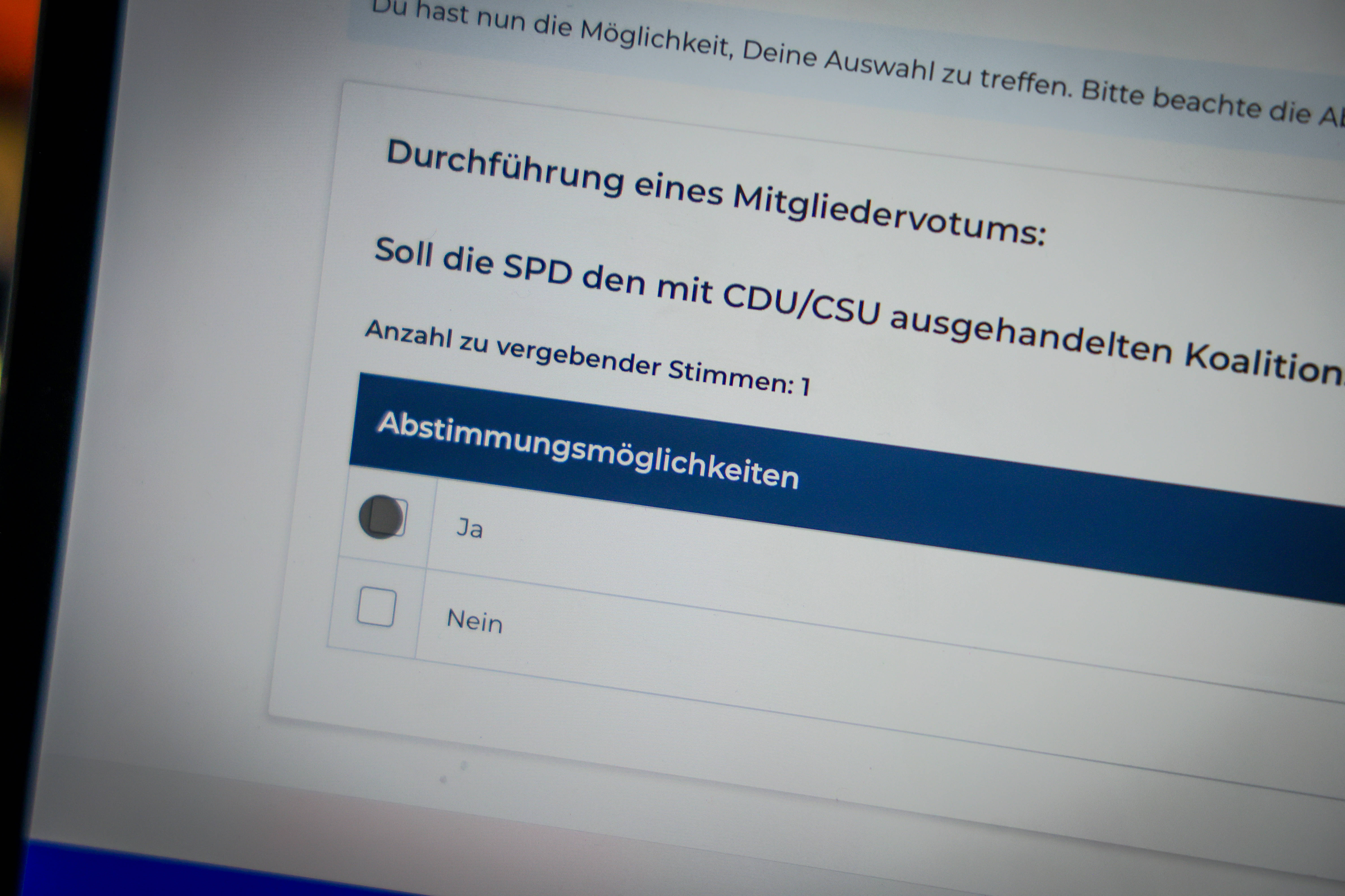 Rund 84 Prozent der SPD-Mitglieder haben dem Koalitionsvertrag mit der Union zugestimmt.