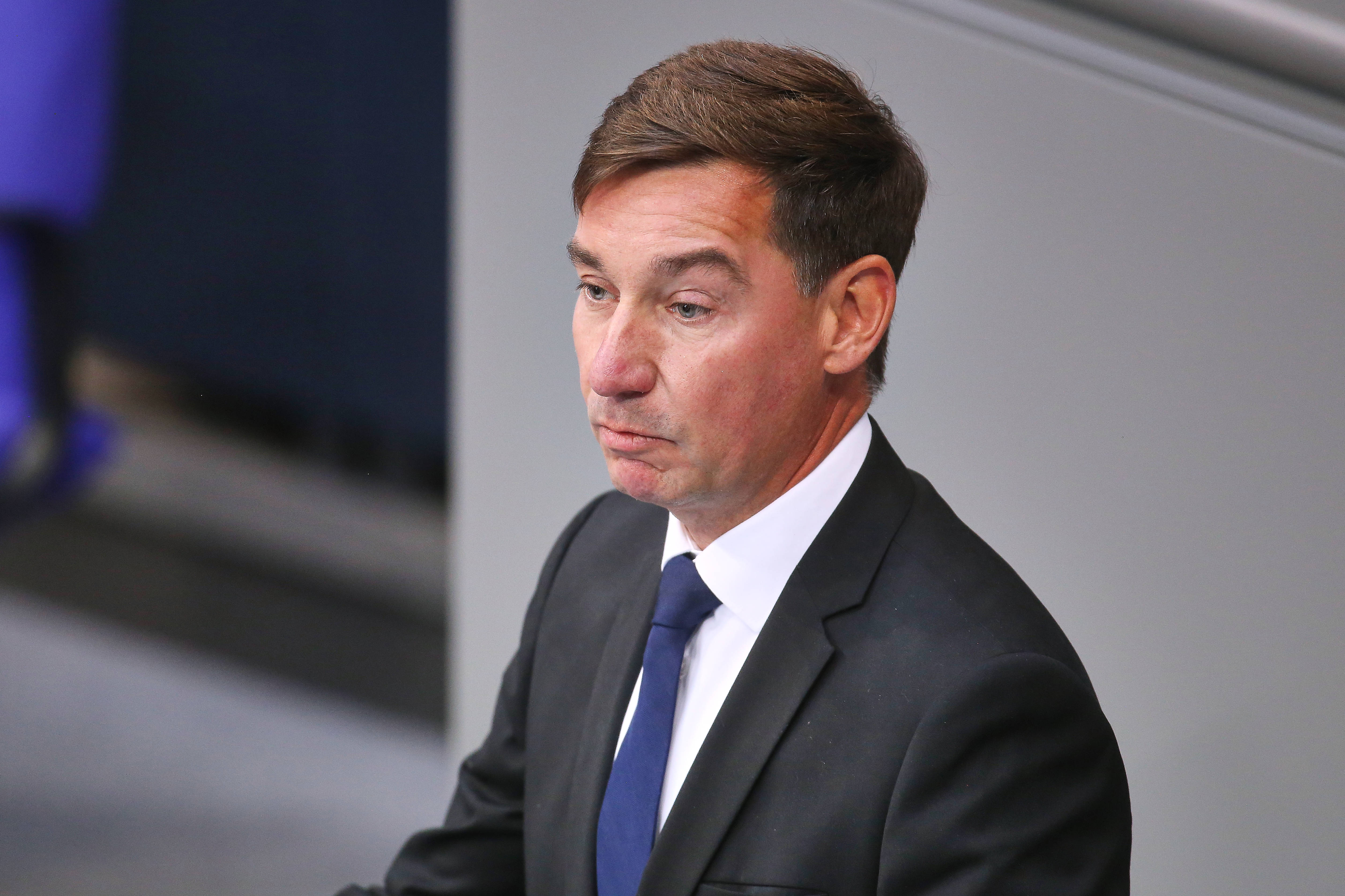 Sebastian Hartmann: Der SPD-Bundestagsabgeordnete ist Parlamentarischer Staatssekretär beim Bundesminister der Verteidigung.