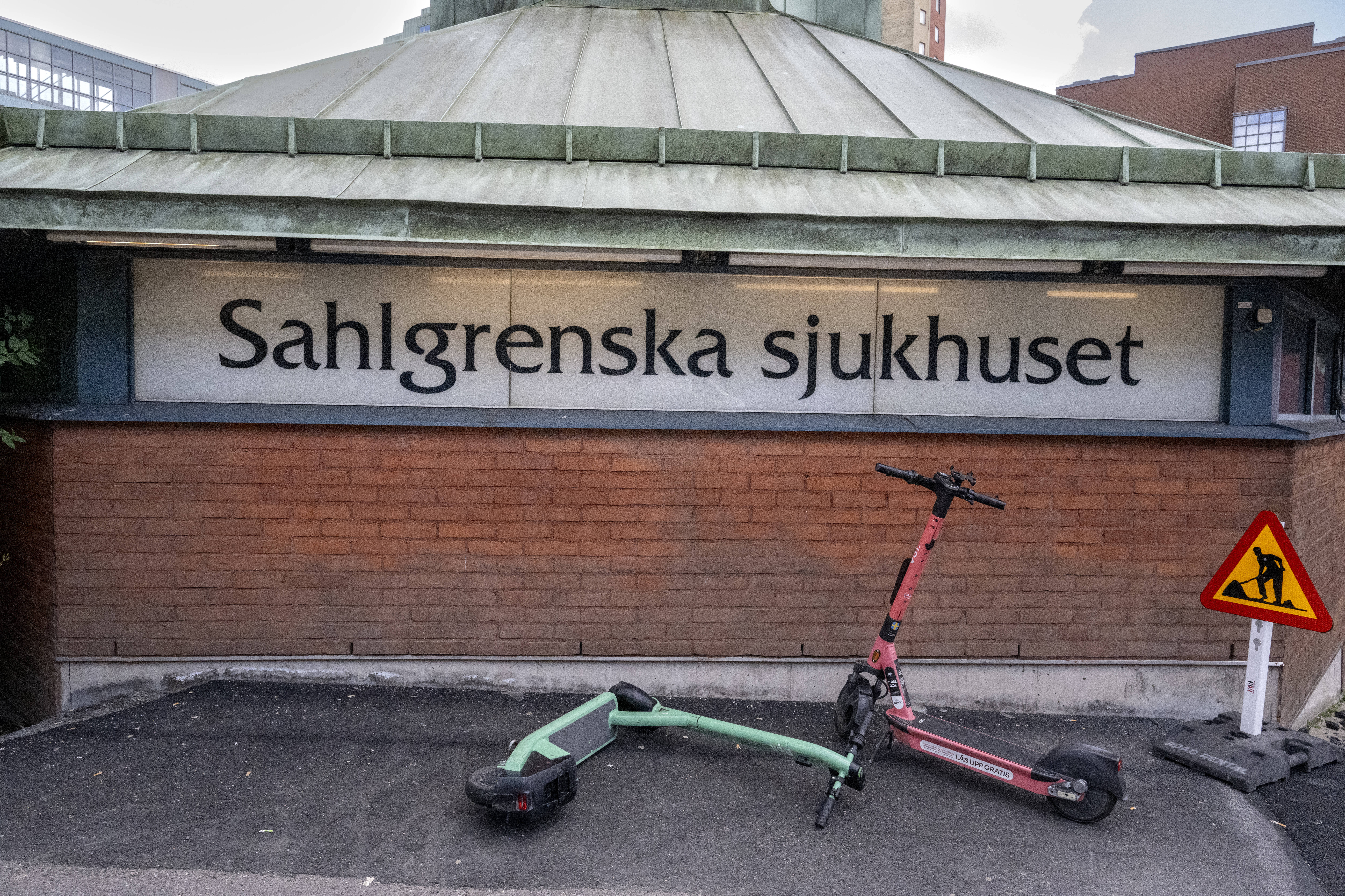 Schild des Sahlgrenska-Krankenhauses im schwedischen Göteborg