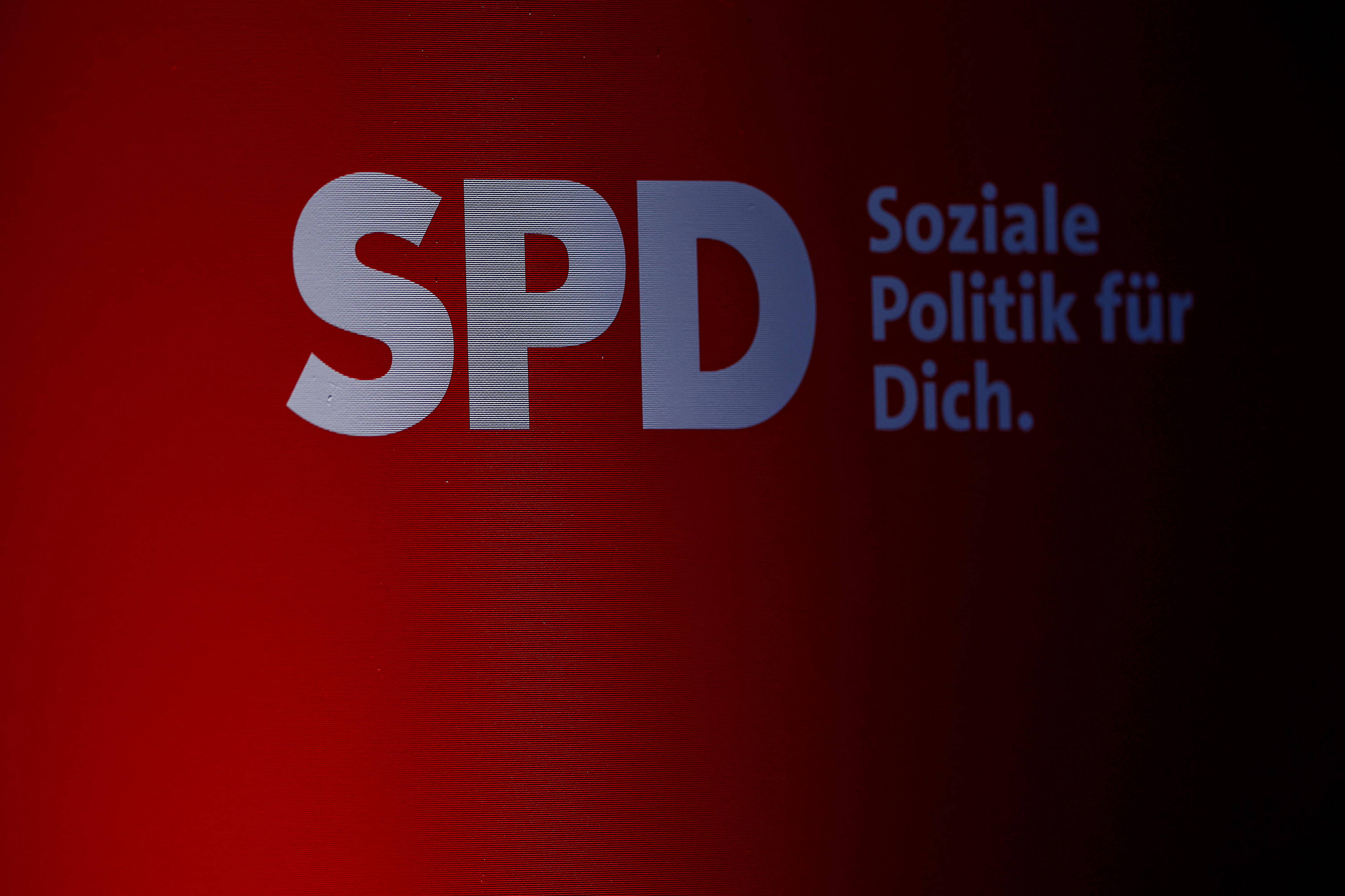 SPD-Logo im Schatten