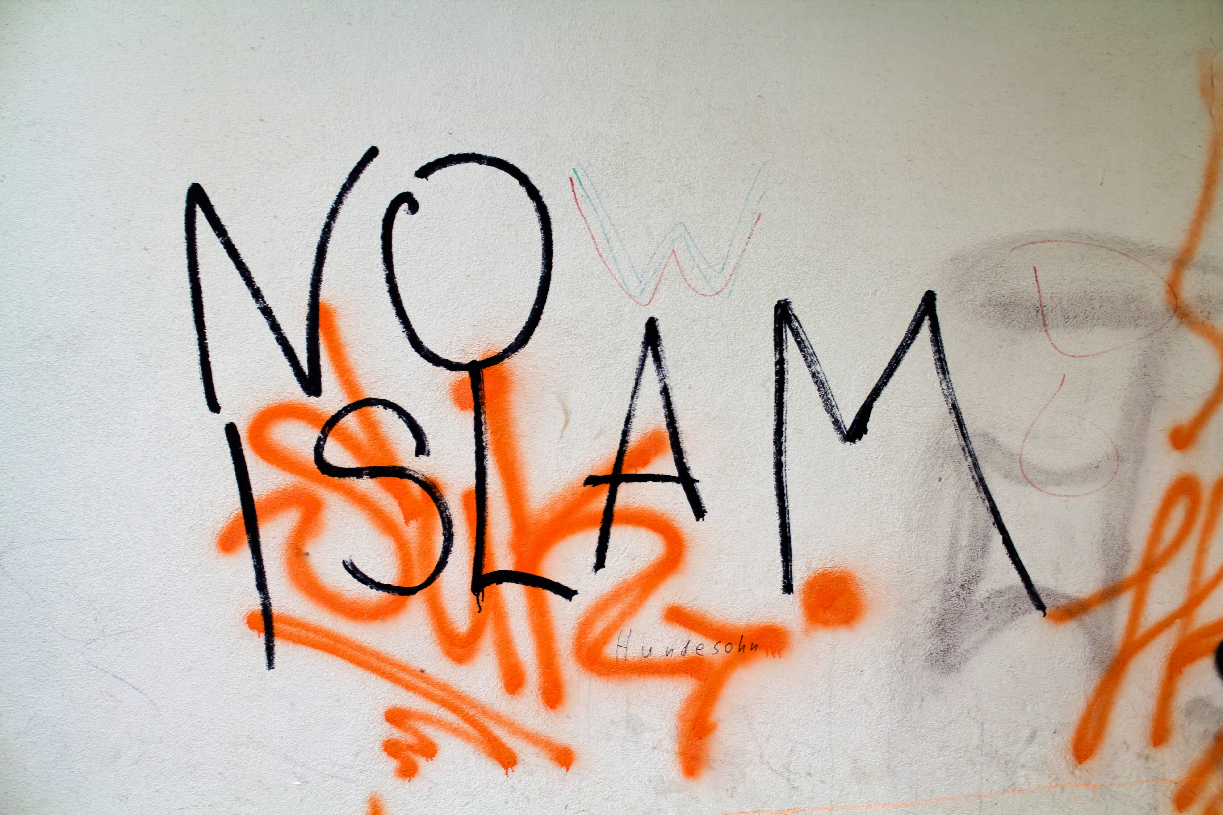 Antimuslimischer Rassismus nimmt Meldestellen zufolge in Deutschland stark zu.