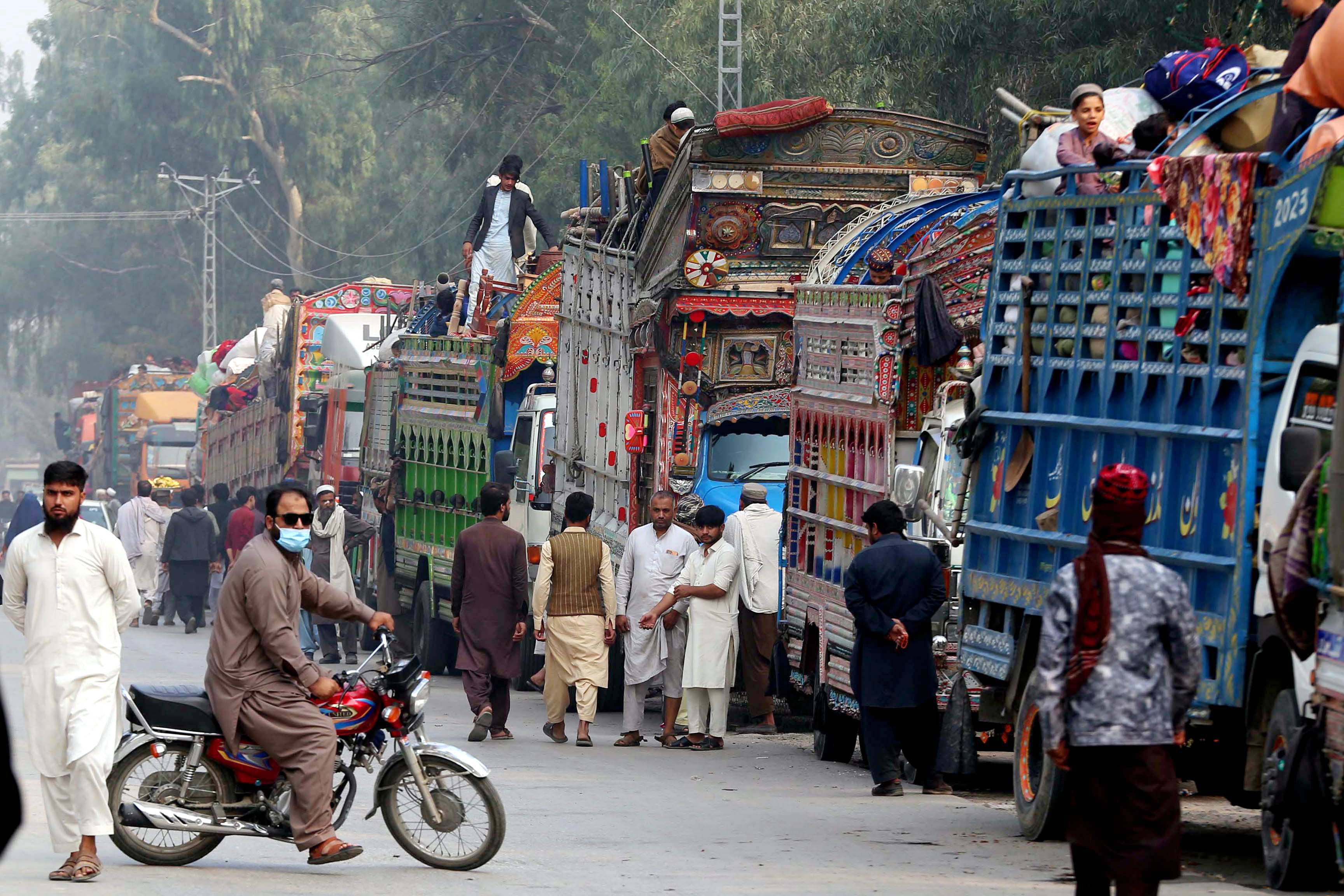 Afghanen verlassen Pakistan wegen angedrohter Massenabschiebung