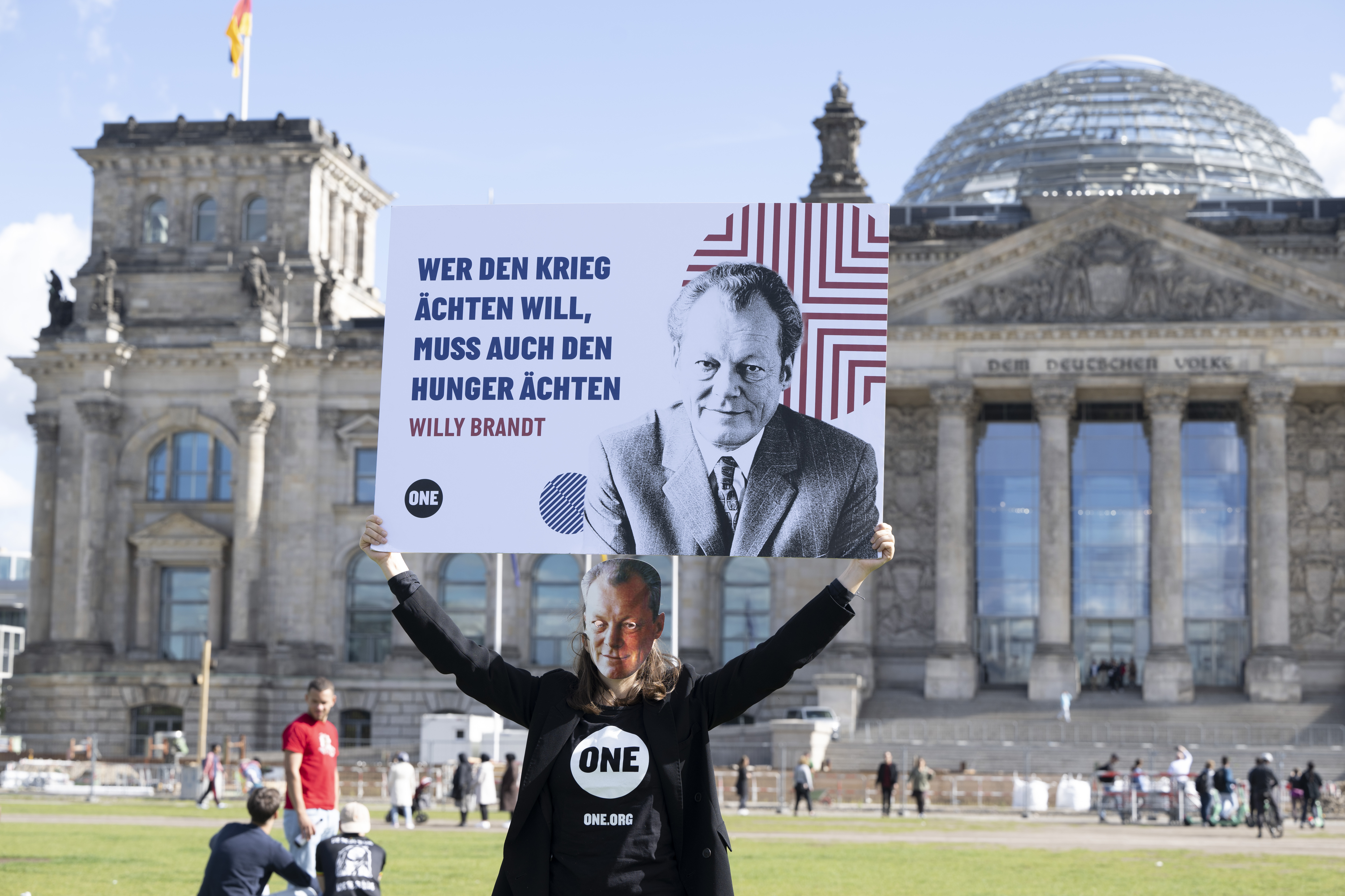 Die NGO ONE fordert mehr Ausgaben zur Hunger- und Armutsbekämpfung.