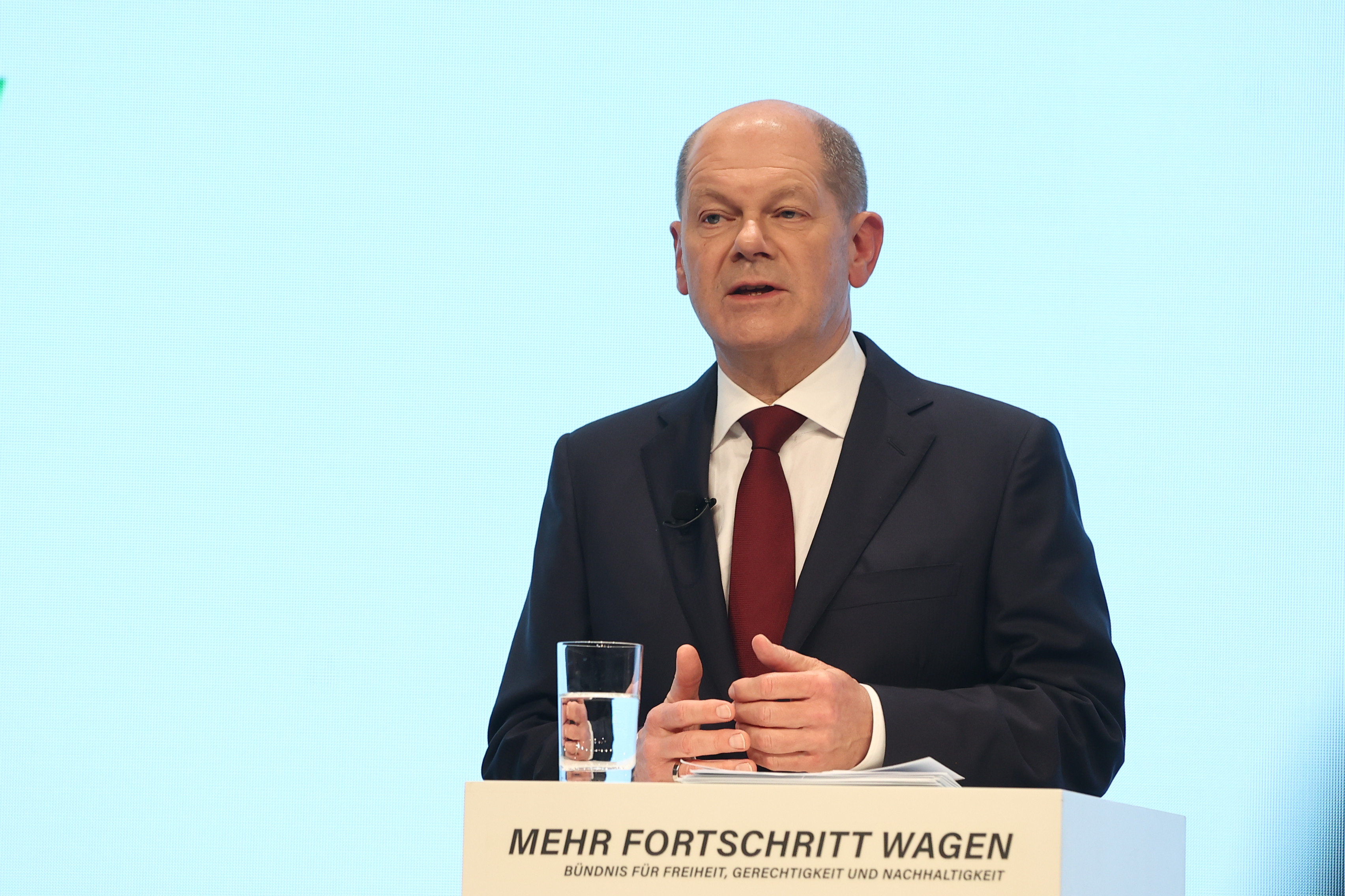 Appelliert an Einhaltung der Corona-Maßnahmen: Der designierte Bundeskanzler Olaf Scholz (SPD).