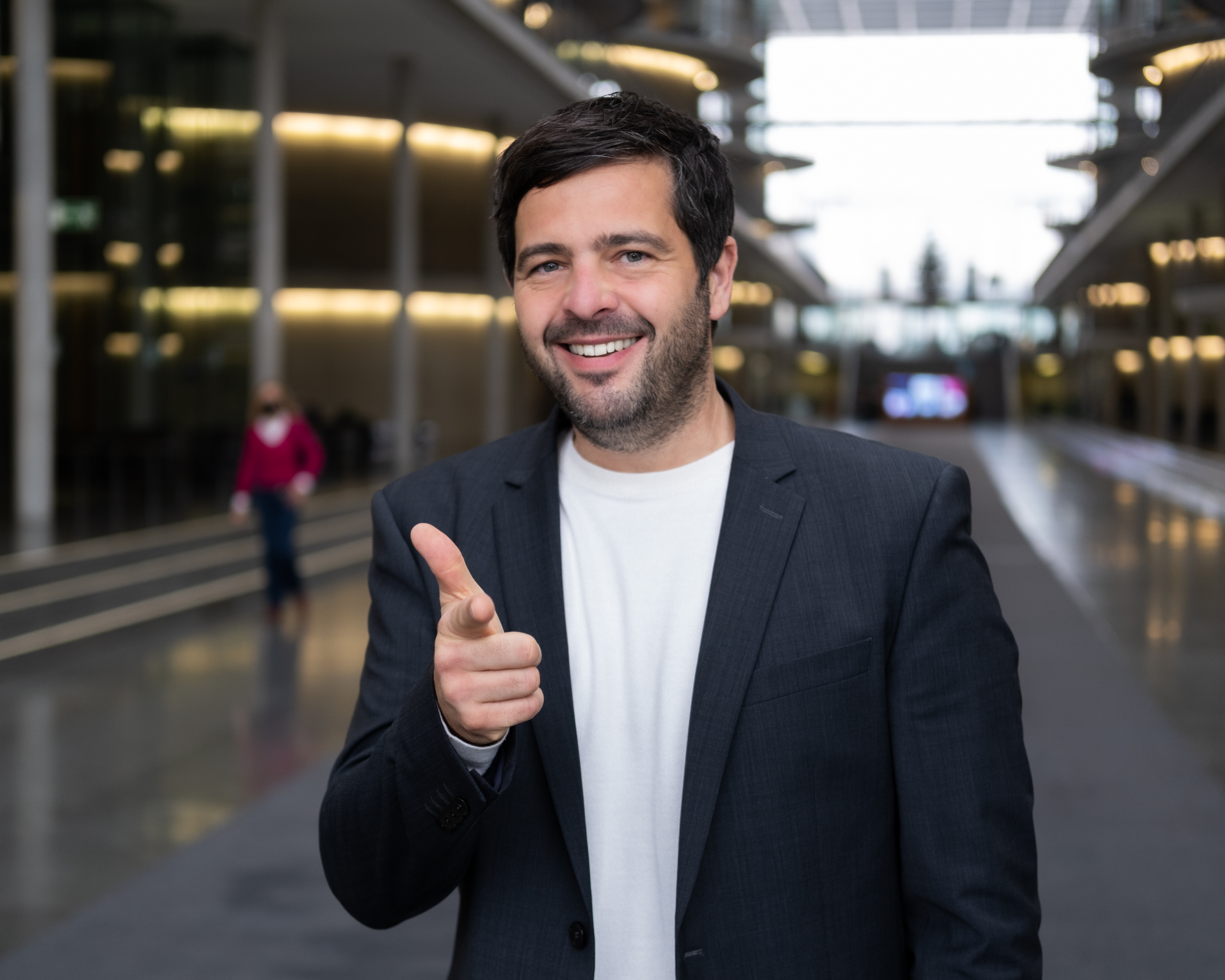 Daniel Schneider ist SPD-Bundestagsabgeordneter aus Niedersachsen.