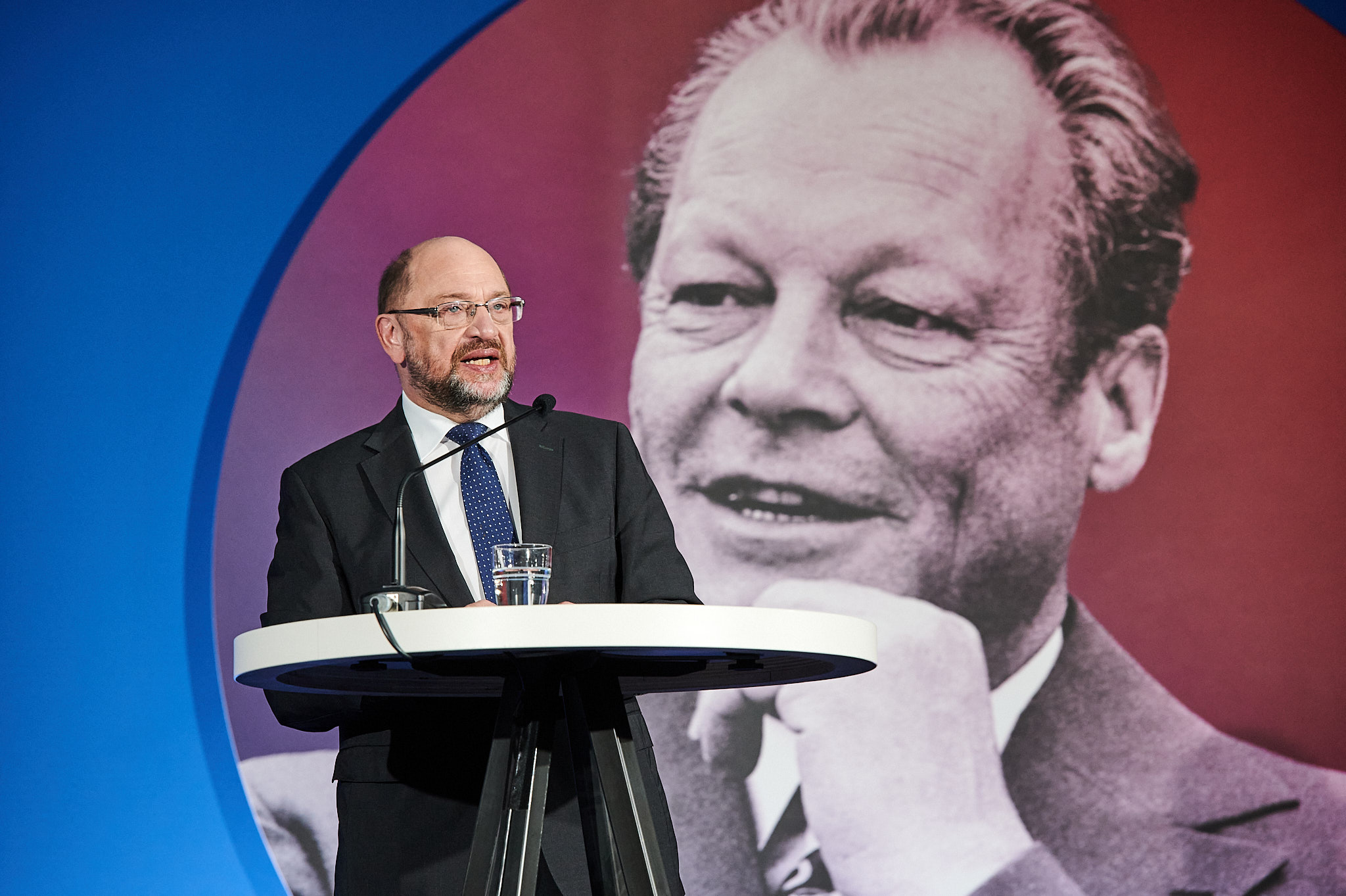 50 Jahre Friedensnobelpreis für Willy Brandt: Die Friedrich-Ebert-Stiftung um ihren Vorsitzenden Martin Schulz hat ein umfangreiches Programm zusammengestellt.