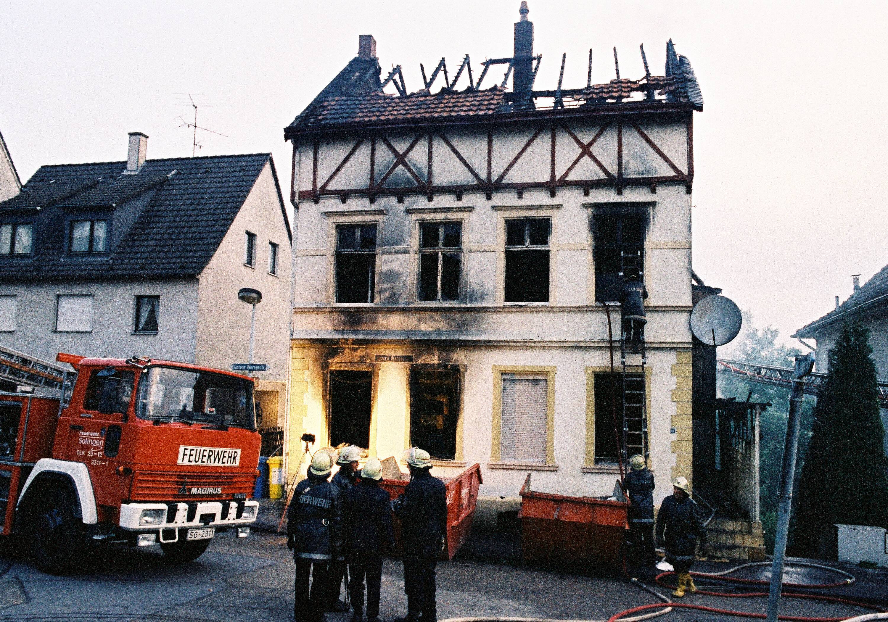 Am 29. Mai 1993 verübten Rechtsextreme einen Brandanschlag auf die Solinger Familie Genç. 30 Jahre später ist rechtsextremes Gedankengut wieder in der Mitte der Gesellschaft angekommen - auch in den Parlamenten.