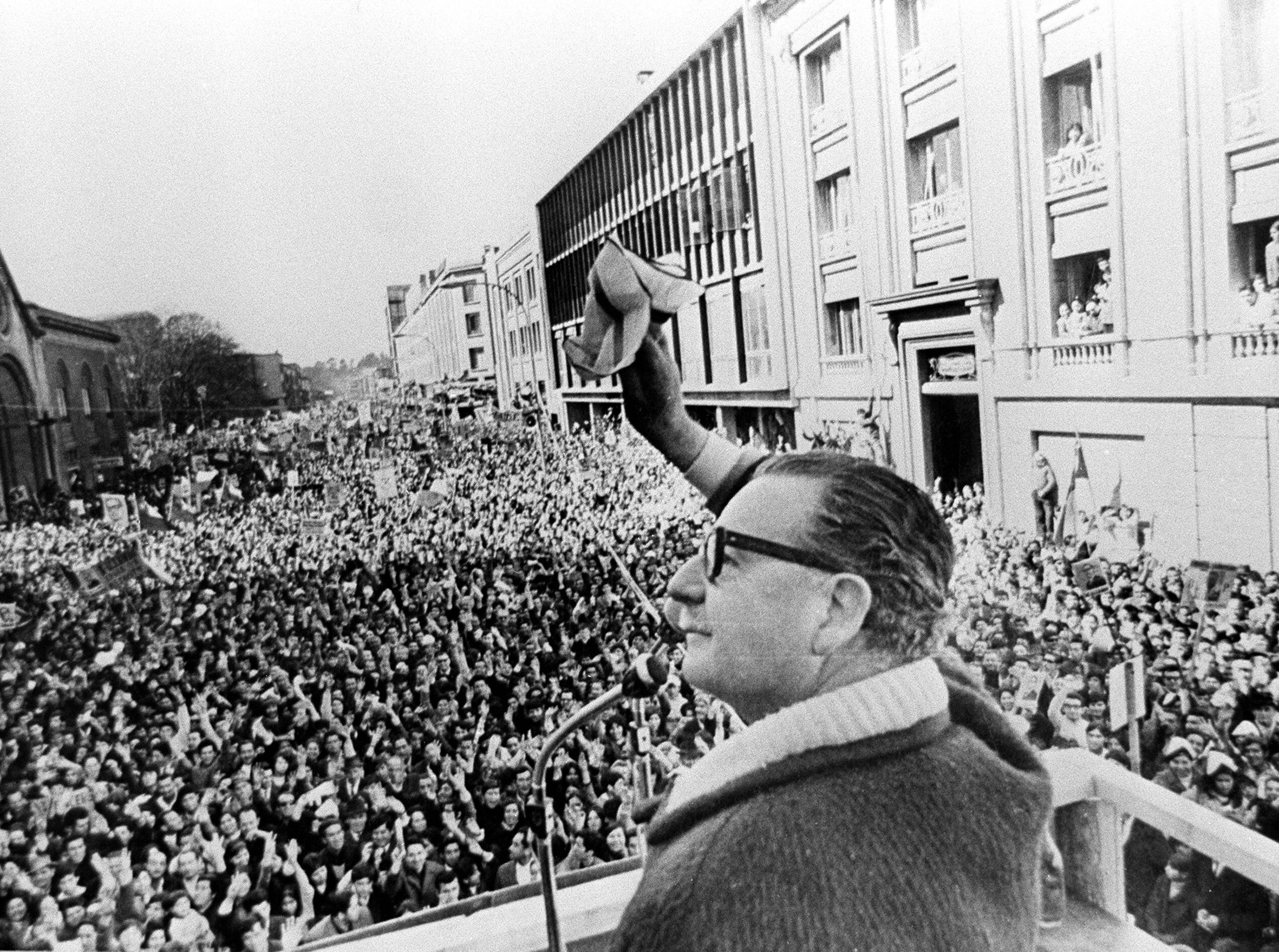 Umjubelter Präsident: Salvador Allende regierte Chile nur drei Jahre lang – doch er prägt das Land bis heute.