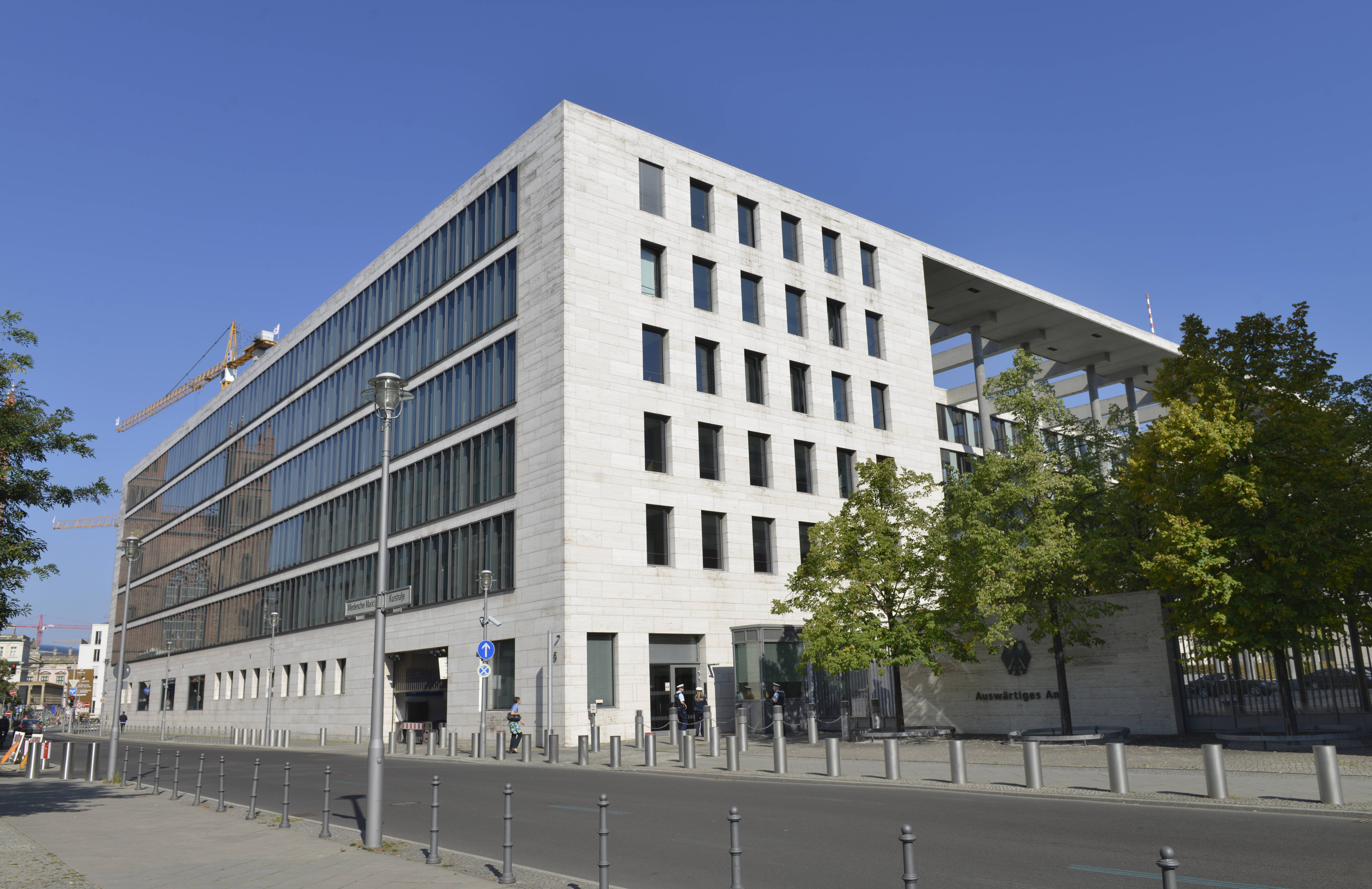 Das Auswärtige Amt in Berlin: Hier wurde Russlands Botschafter mitgeteilt, dass die Bundesregierung gegen den russischen Spionageangriff auf den Bundestag „auf das Schärfste“ protestiert.