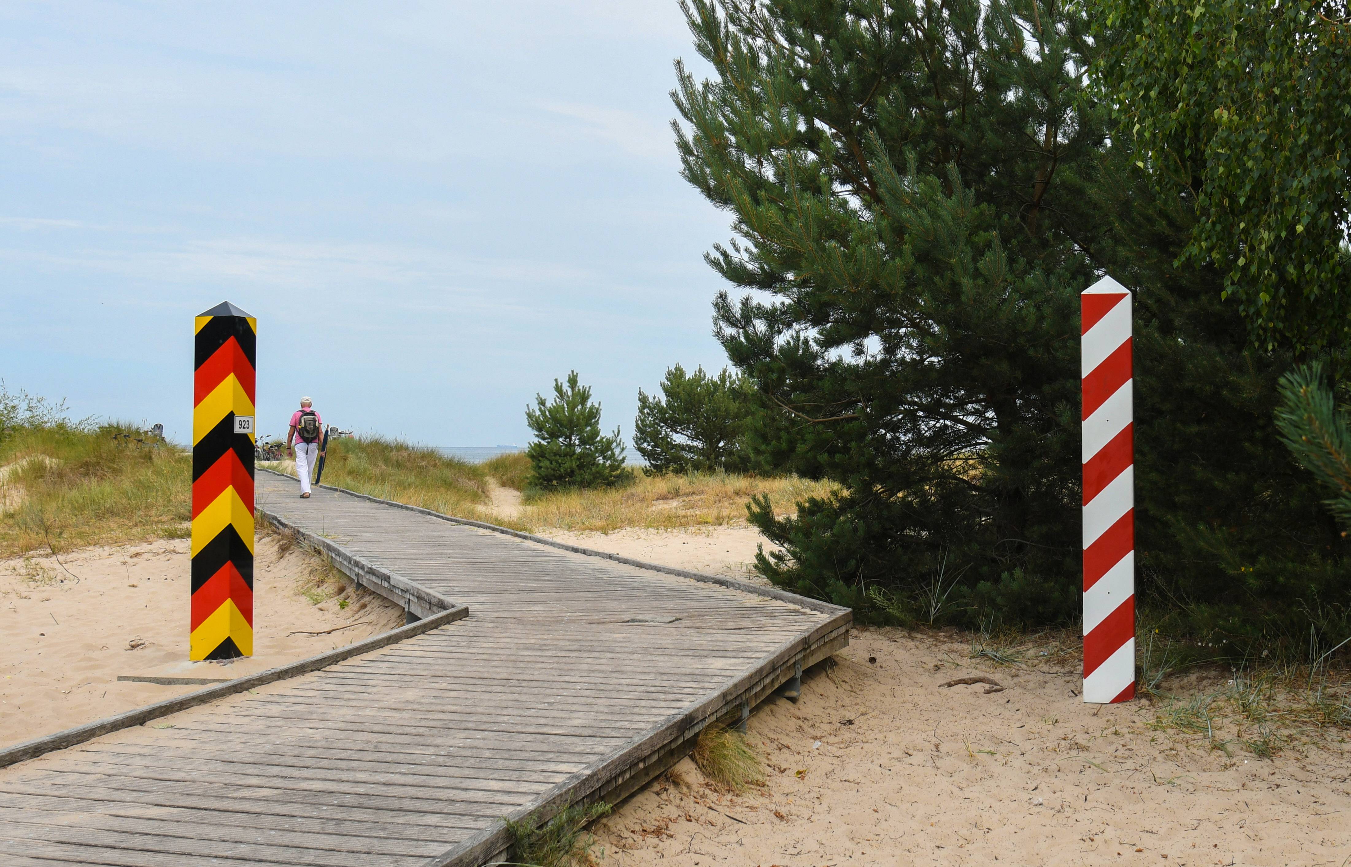 Deutsch-polnische Grenze auf Usedom: Es ist die Verantwortung der jungen Generation, dass das Gewesene nicht in Vergessenheit gerät, sondern dass wir unsere Geschichte als Mahnung und Aufgabe sehen, meint Lilly Blaudszun.