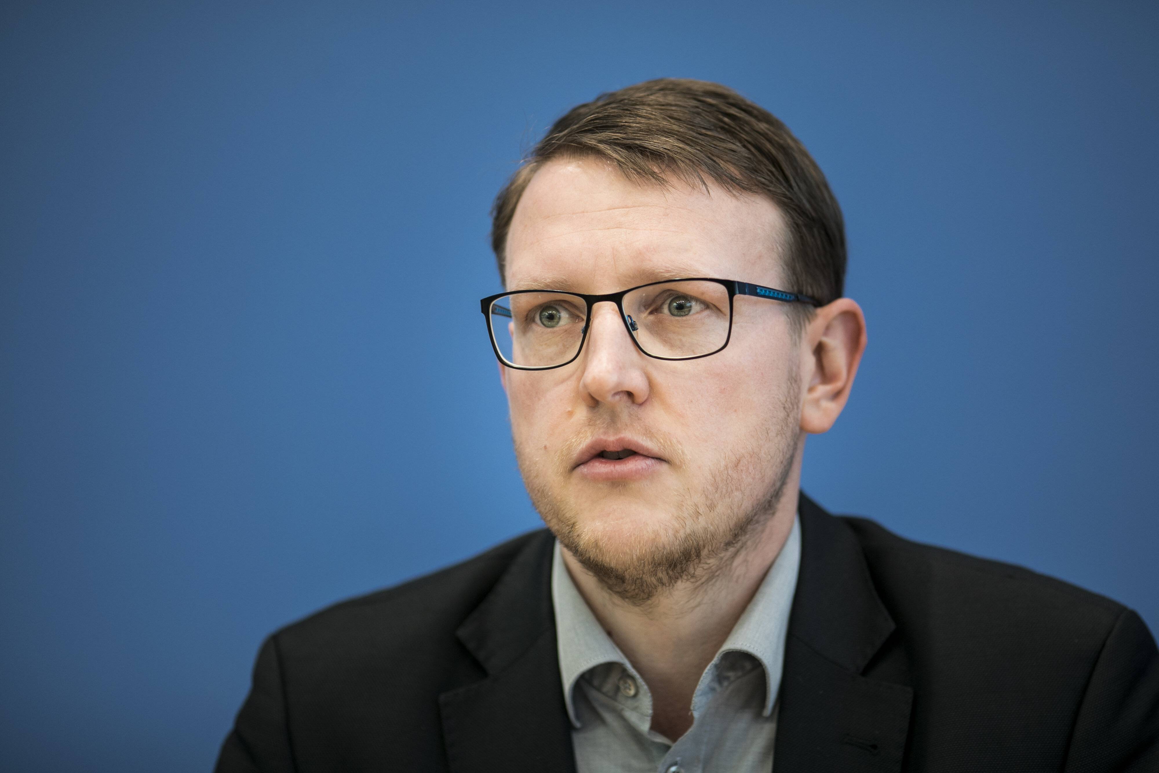 Die Parlamentarisierung und die Digitalisierung des Rechtsradikalismus haben den Resonanzraum für die Angstpolitik erheblich vergrößert, sagt Rechtsextremismus-Experte Matthias Quent.