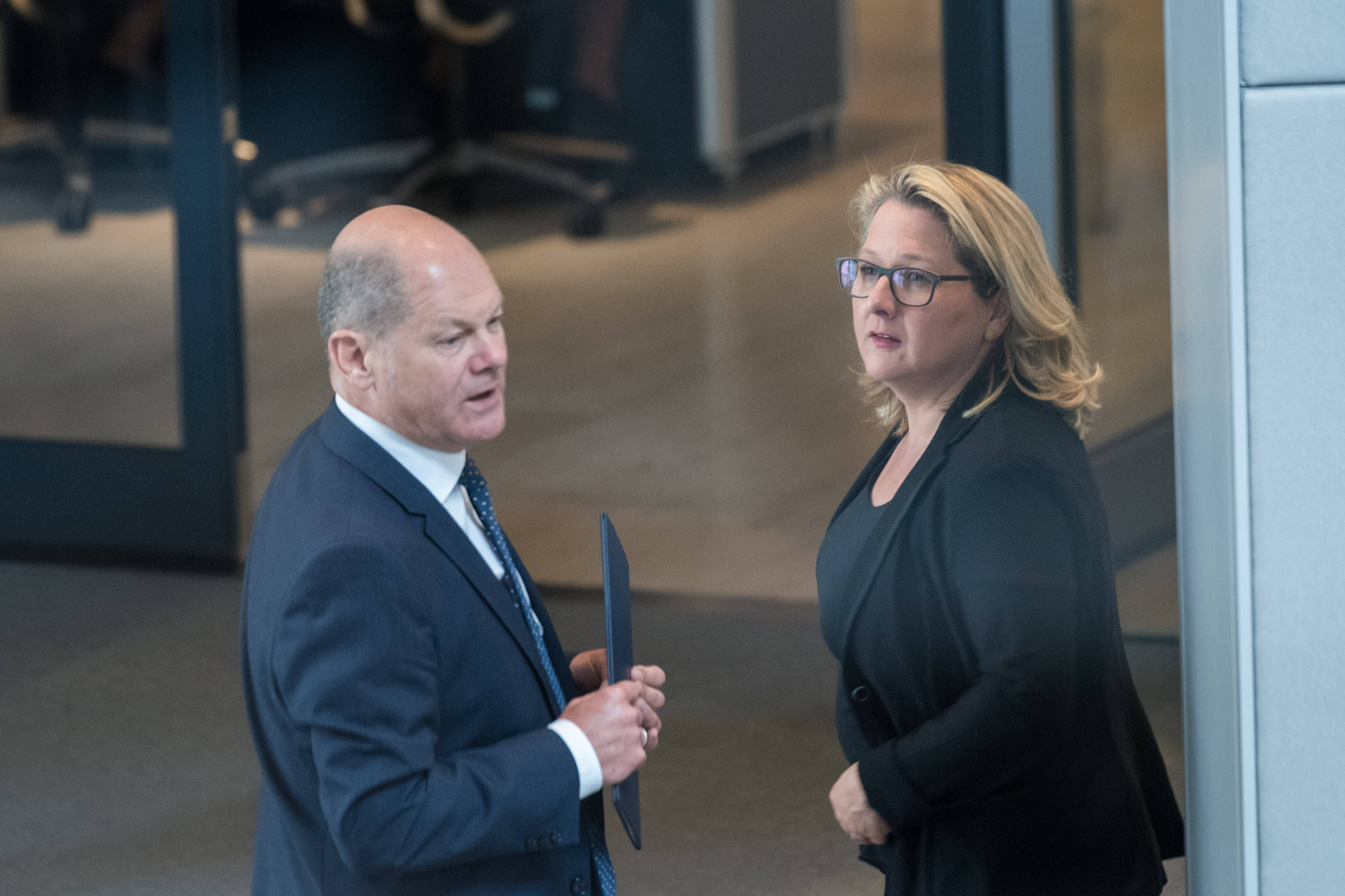 Ambitioniert für mehr Klimaschutz: Olaf Scholz und Svenja Schulze haben einen neuen Entwurf für ein Klimaschutzgesetz vorgelegt.