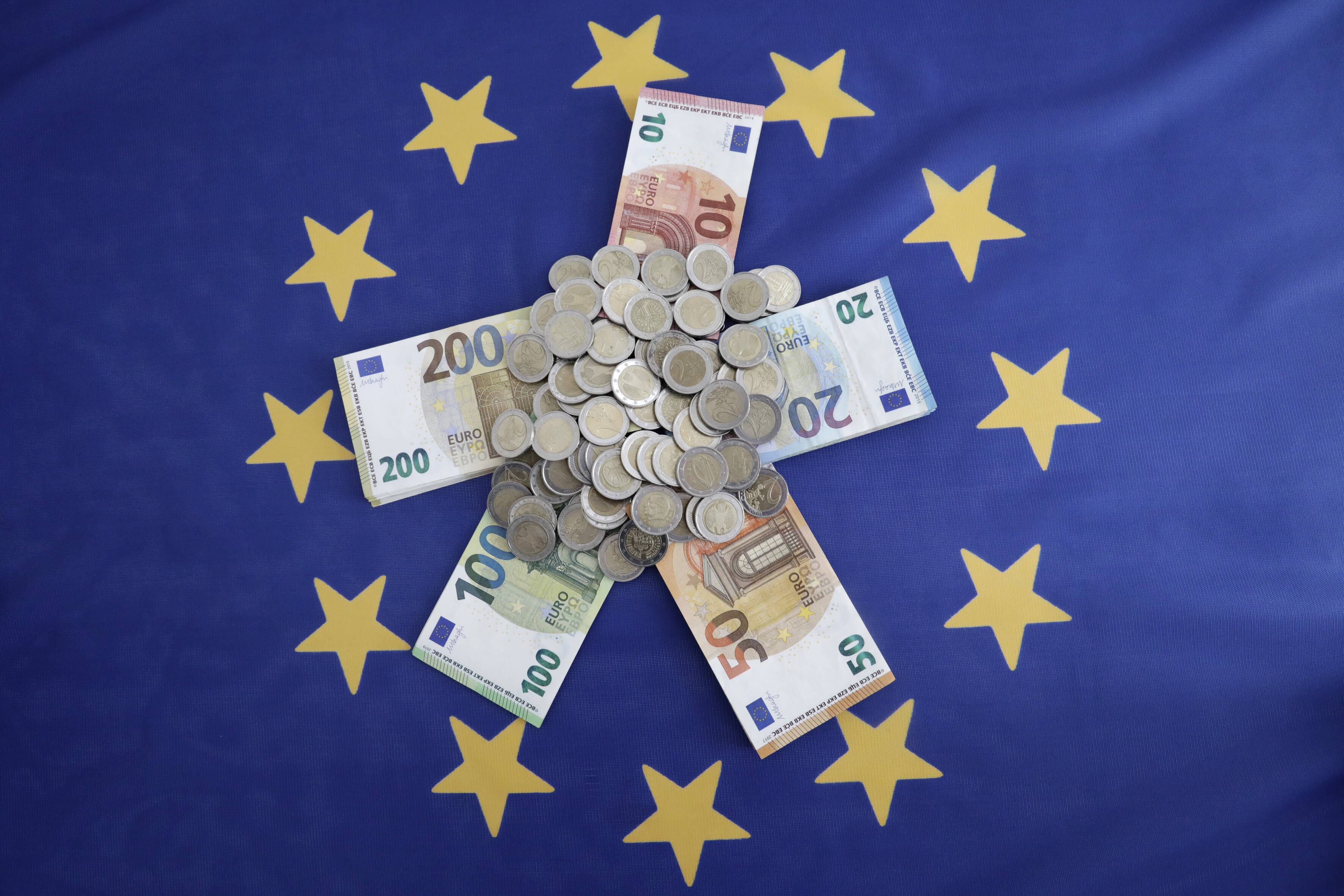 Beim EU-Gipfel ging es um seh viel Geld: Über 1,8 Billionen Euro entschieden die Staats- und Regierungschefs.