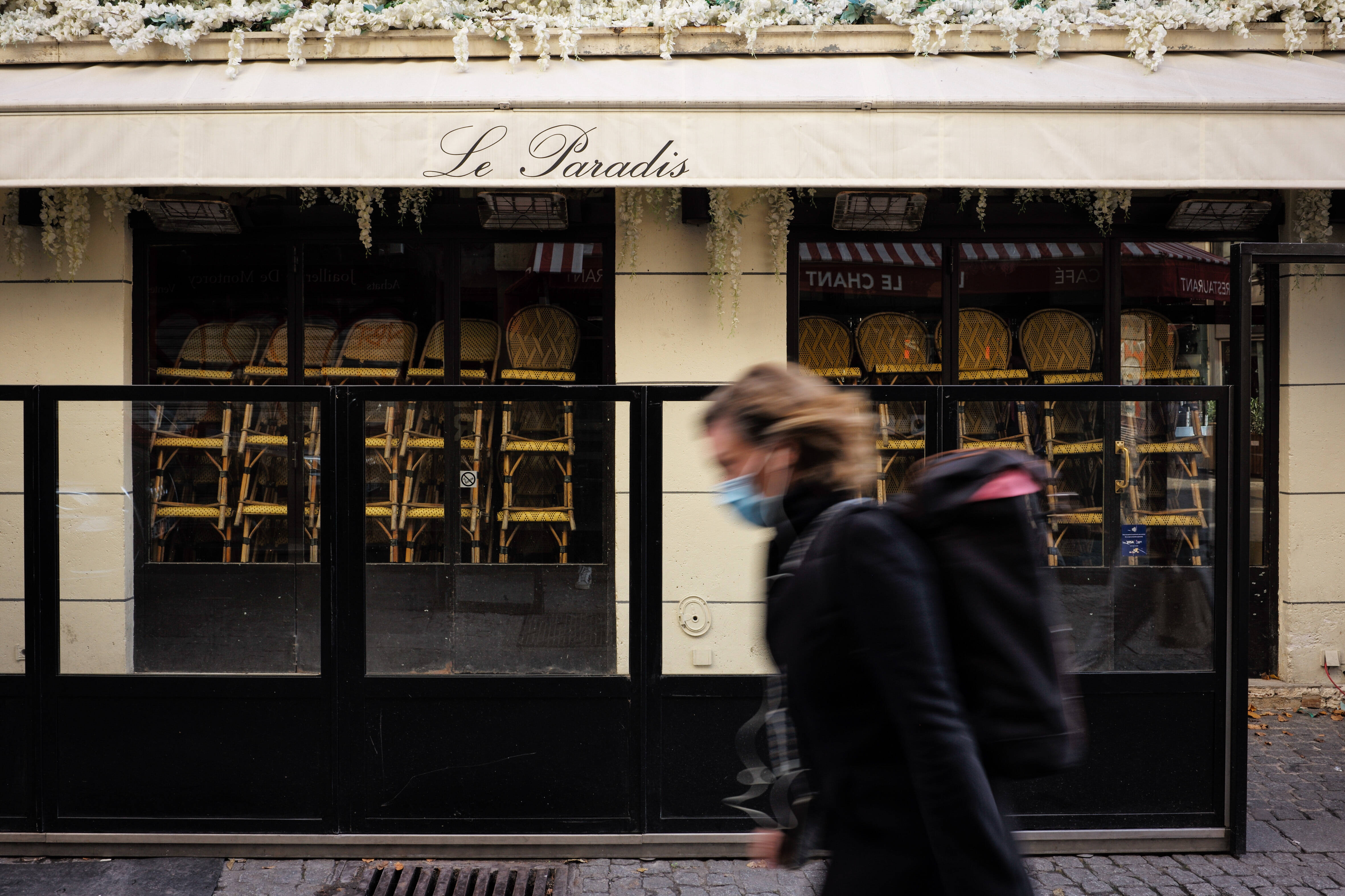 Das Paradies muss warten: In Frankreich gilt ein strenger Lockdown, um die steigenden Corona-Zahlen einzudämmen.