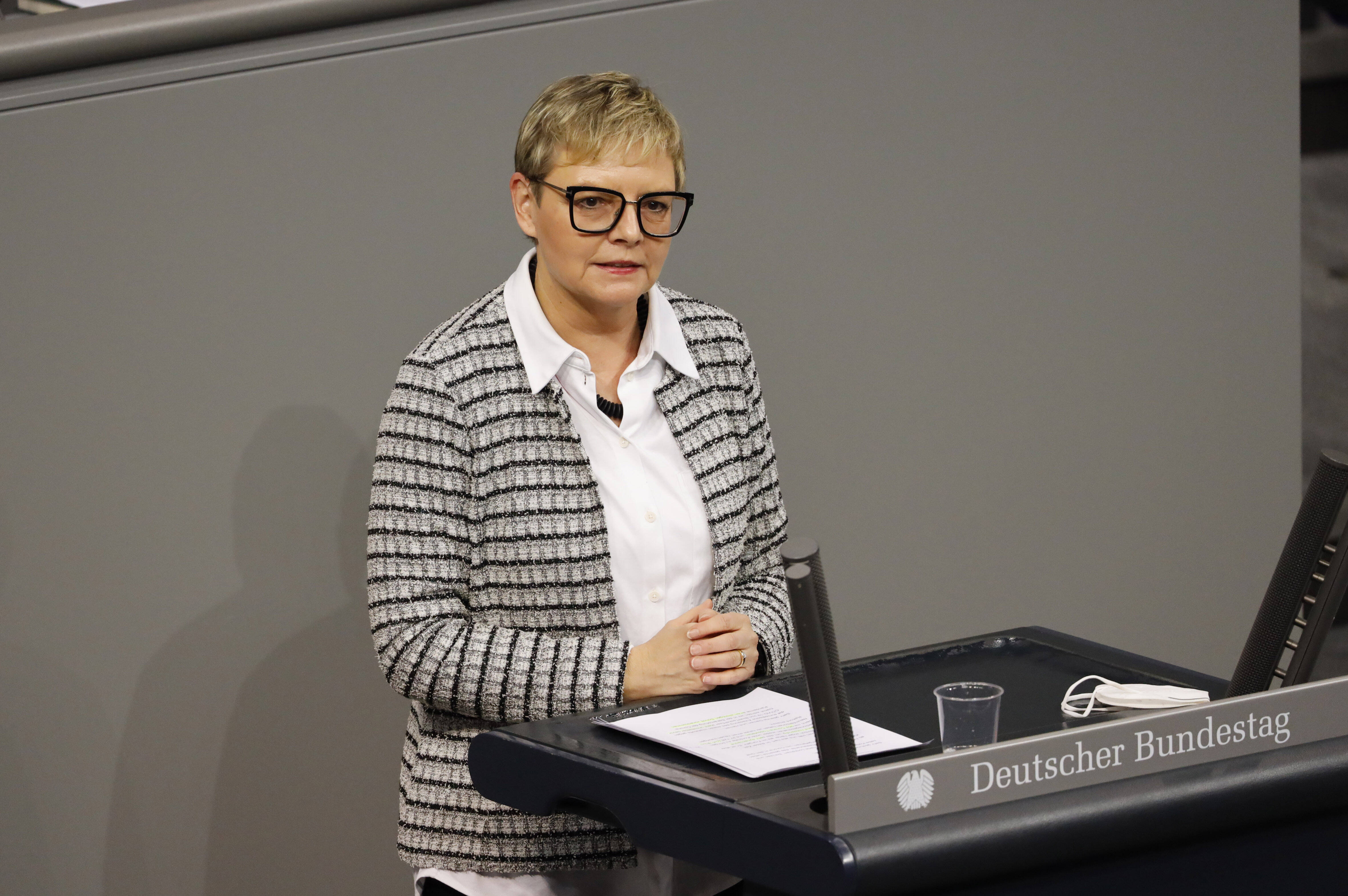 Sabine Dittmar, die gesundheitspolitische Sprecherin der SPD-Bundestagsfraktion, fordert, „für den Öffentlichen Gesundheitsdienst eine Rahmenkompetenz des Bundes zu schaffen“.