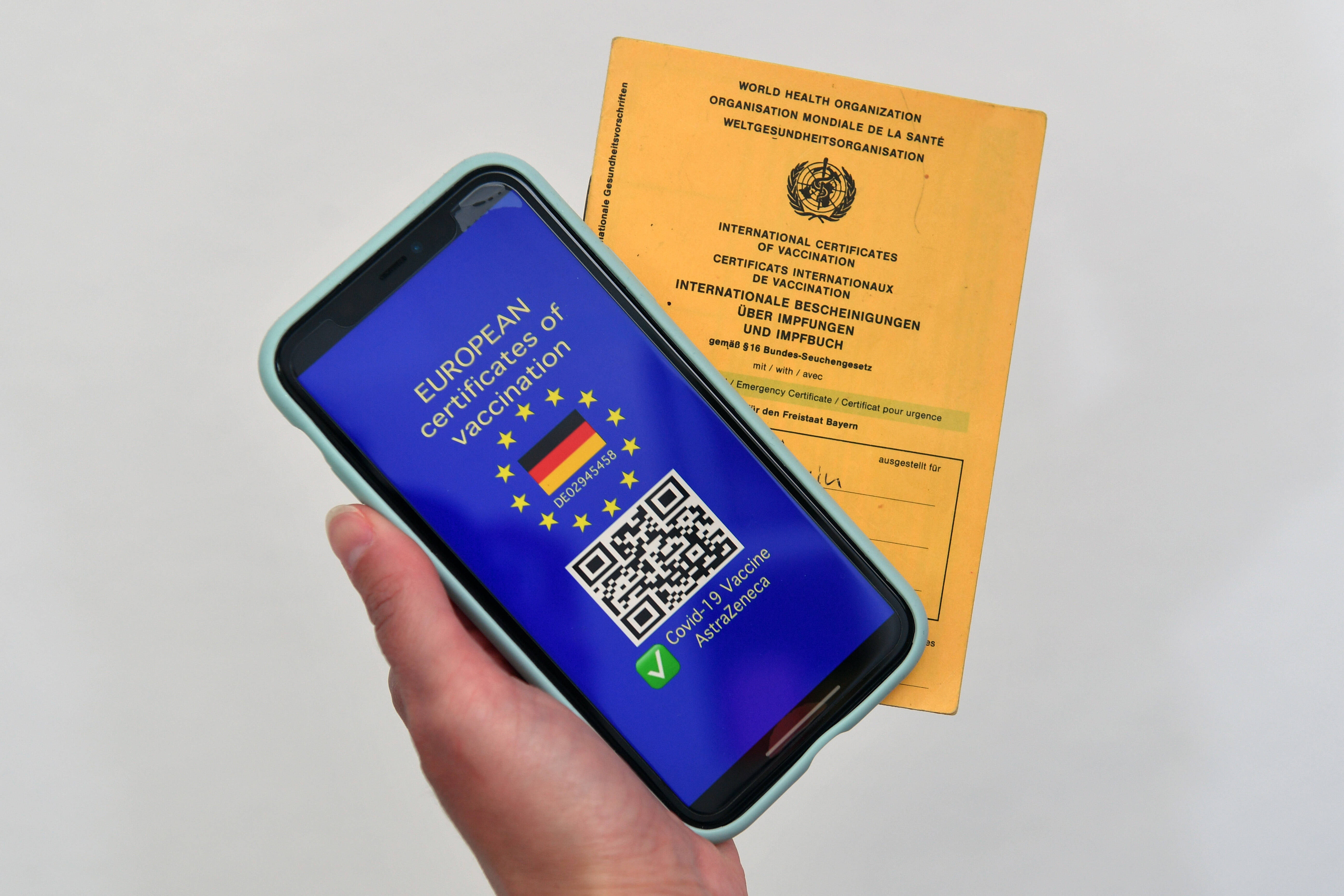 Ein europaweit anerkannter Nachweis soll Geimpften bald weitgehende Freiheiten ermöglichen.