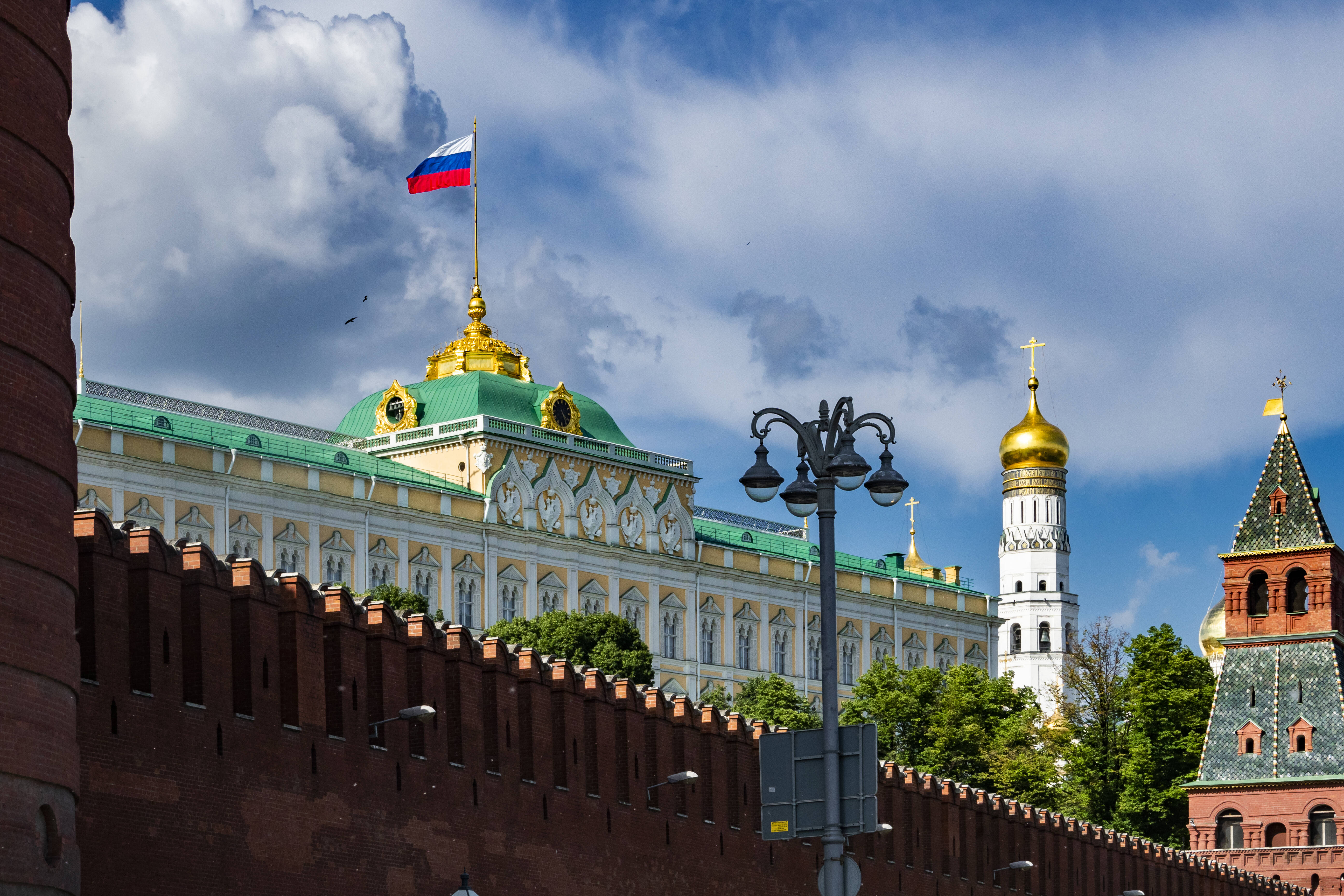 Russlands Hauptstadt Moskau: Blick auf den Großen Kremlpalast, der für feierliche Staatsakte genutzt wird, wie etwa die Amtseinführung des russischen Präsidenten oder den Empfang ausländischer Staatsgäste.