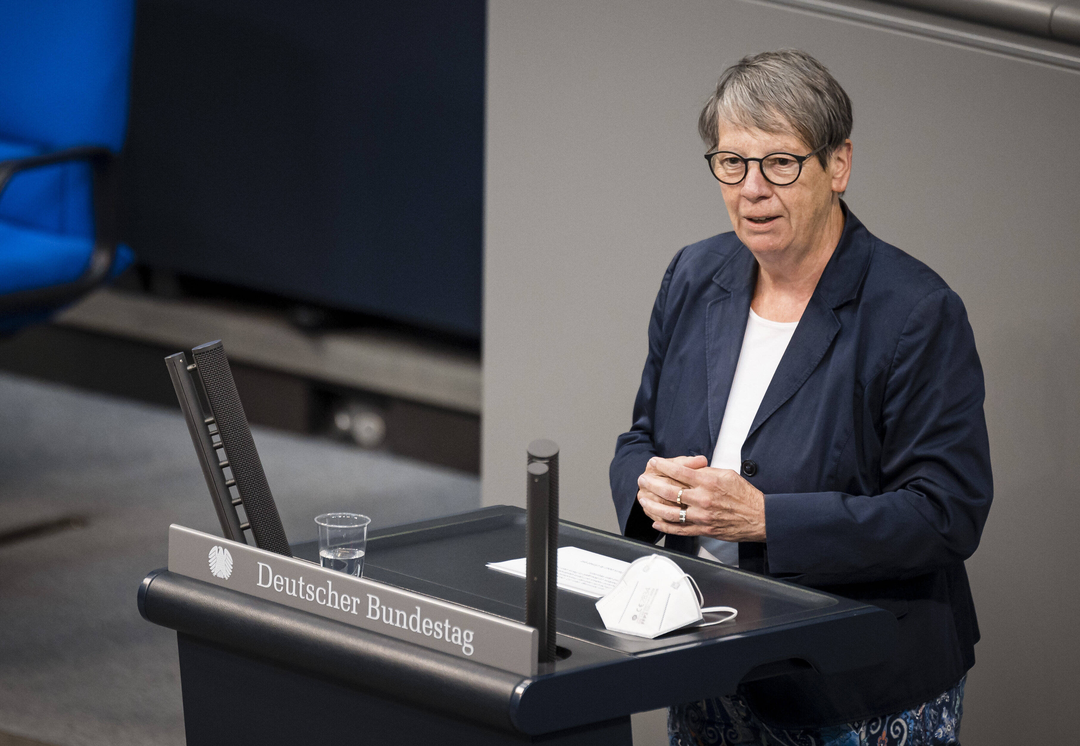 Ex-Bundesumweltministerin Barbara Hendricks (SPD) erinnert in ihrer letzten Rede im Bundestag an das Pariser Klimaabkommen.