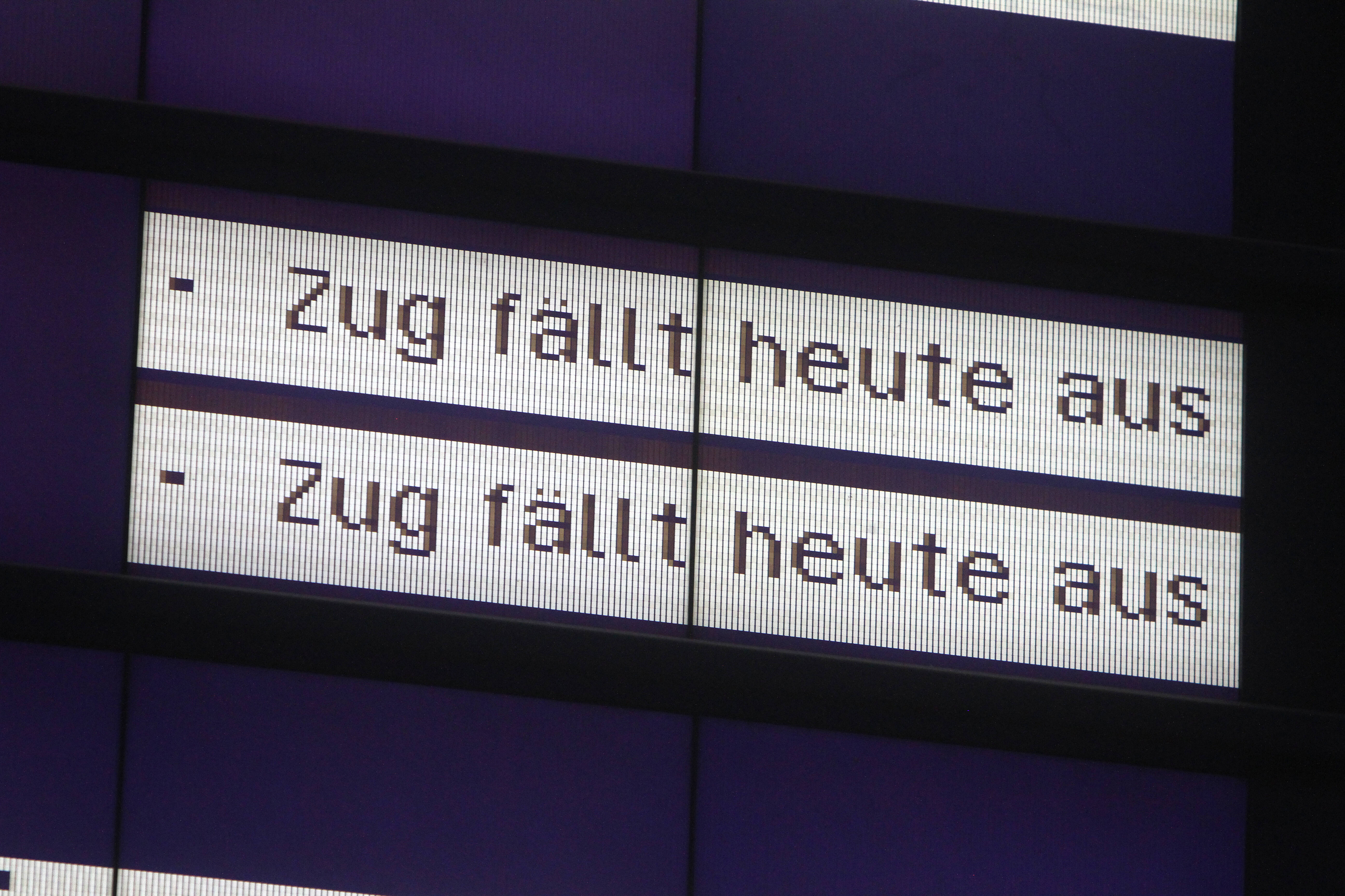 Zugaausfälle, die teuer werden können: Dauert der Bahnstreik an, drohen hohe Kosten für die Unternehmen.