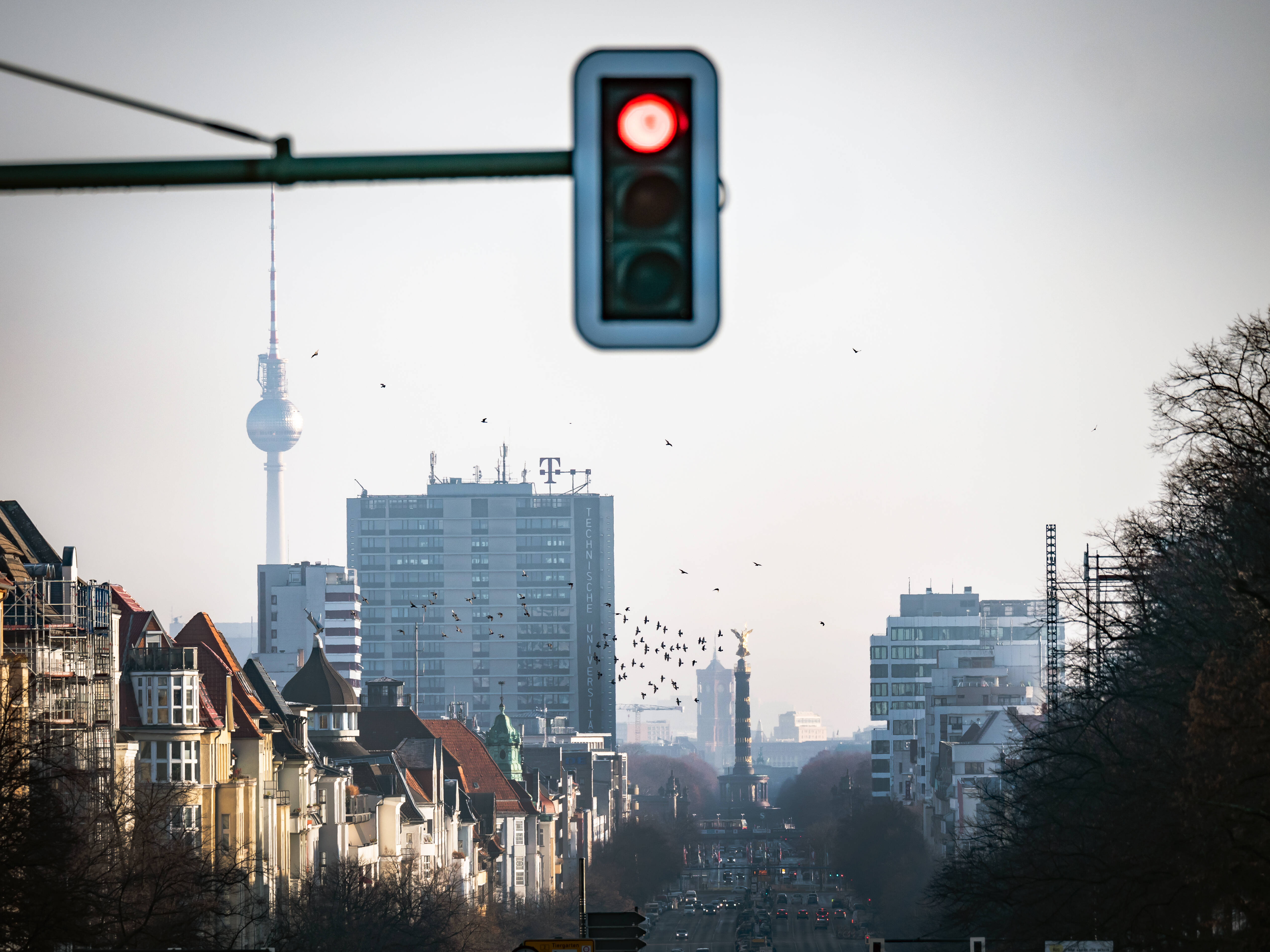 Koalitionsvertrag In Berlin: Die Rot-grün-rote „Zukunftshauptstadt ...