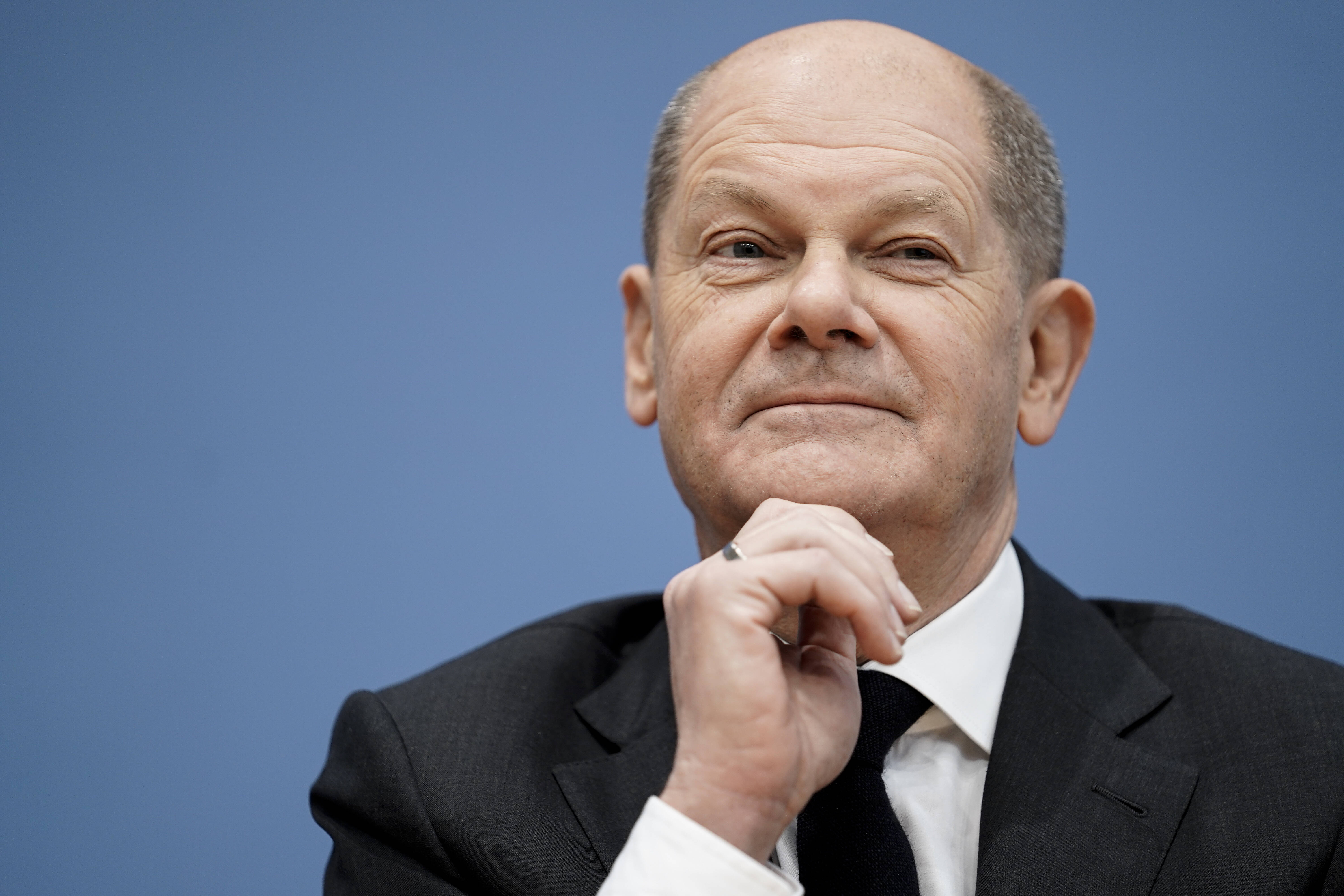 Olaf Scholz – hier einen Tag vor seiner Wahl in der Bundespressekonferenz in Berlin.