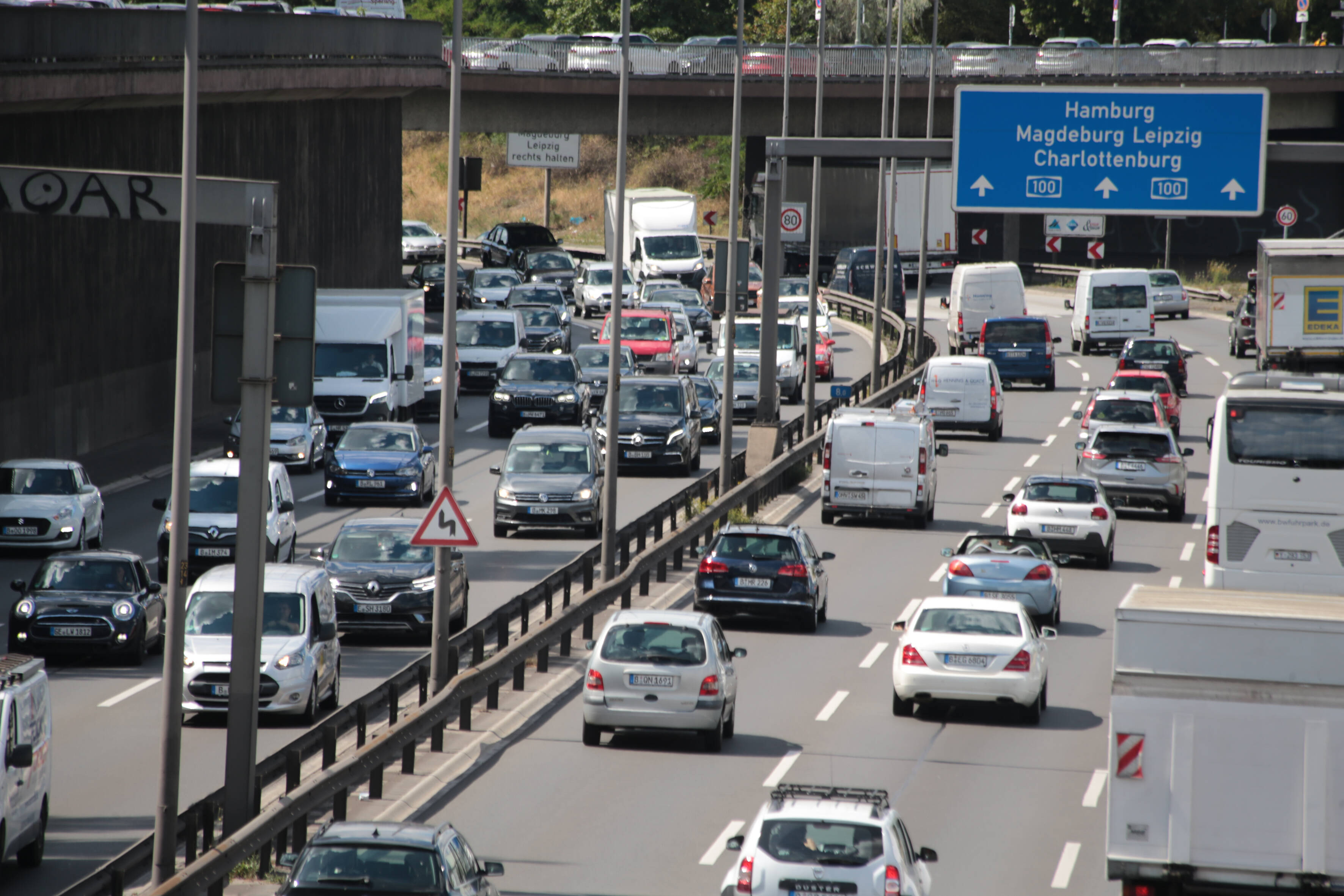 Volle Berliner Stadtautobahn: „Wir müssen dem Auto Platz wegnehmen.“