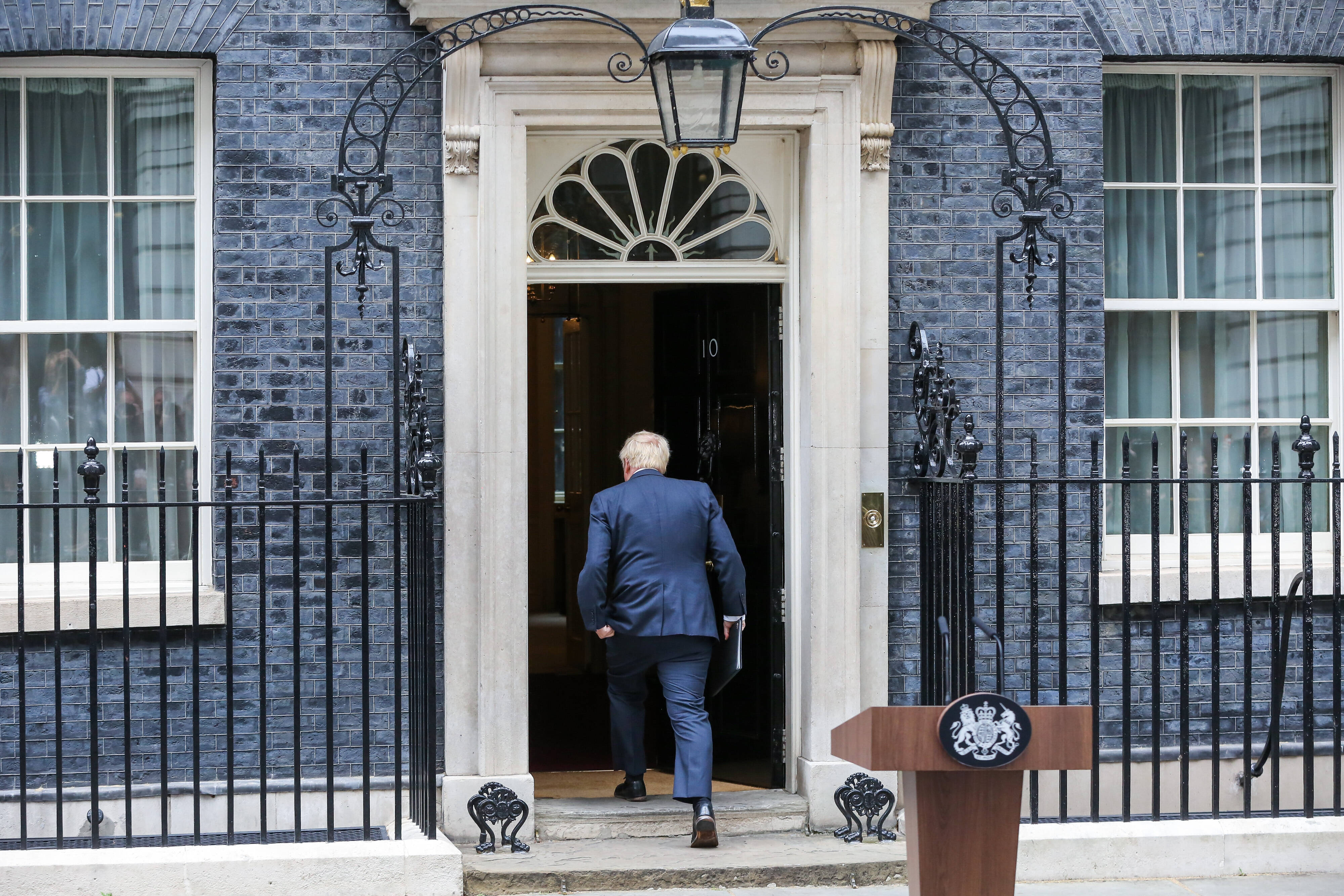 Johnsons Karriereende: Der britische Premierminister, nachdem er seinen Rücktritt von der Parteispitze verkündet hat.