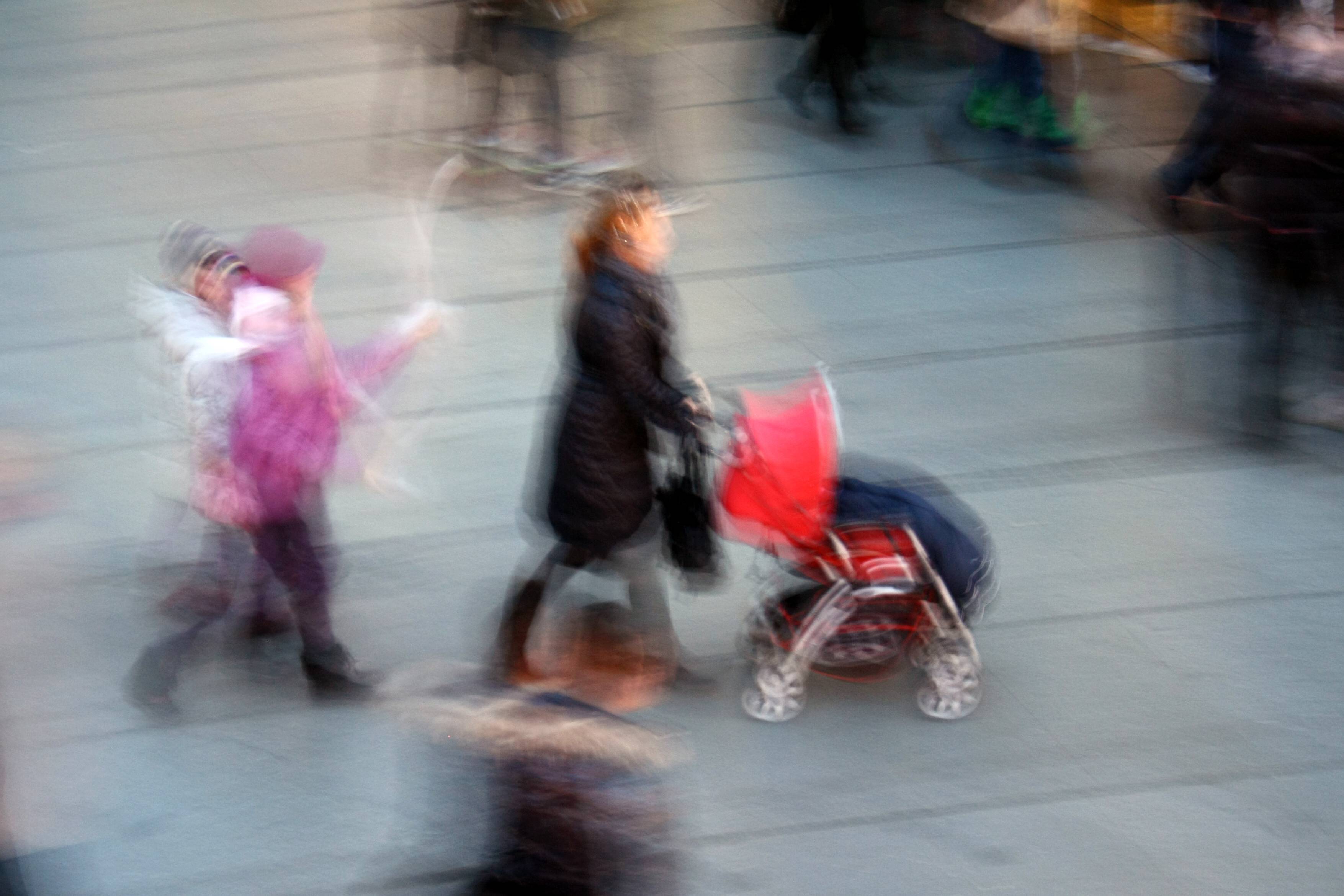Bedürfnisse der Menschen an den Staat unterscheiden sich: hier alleinerziehende Mutter