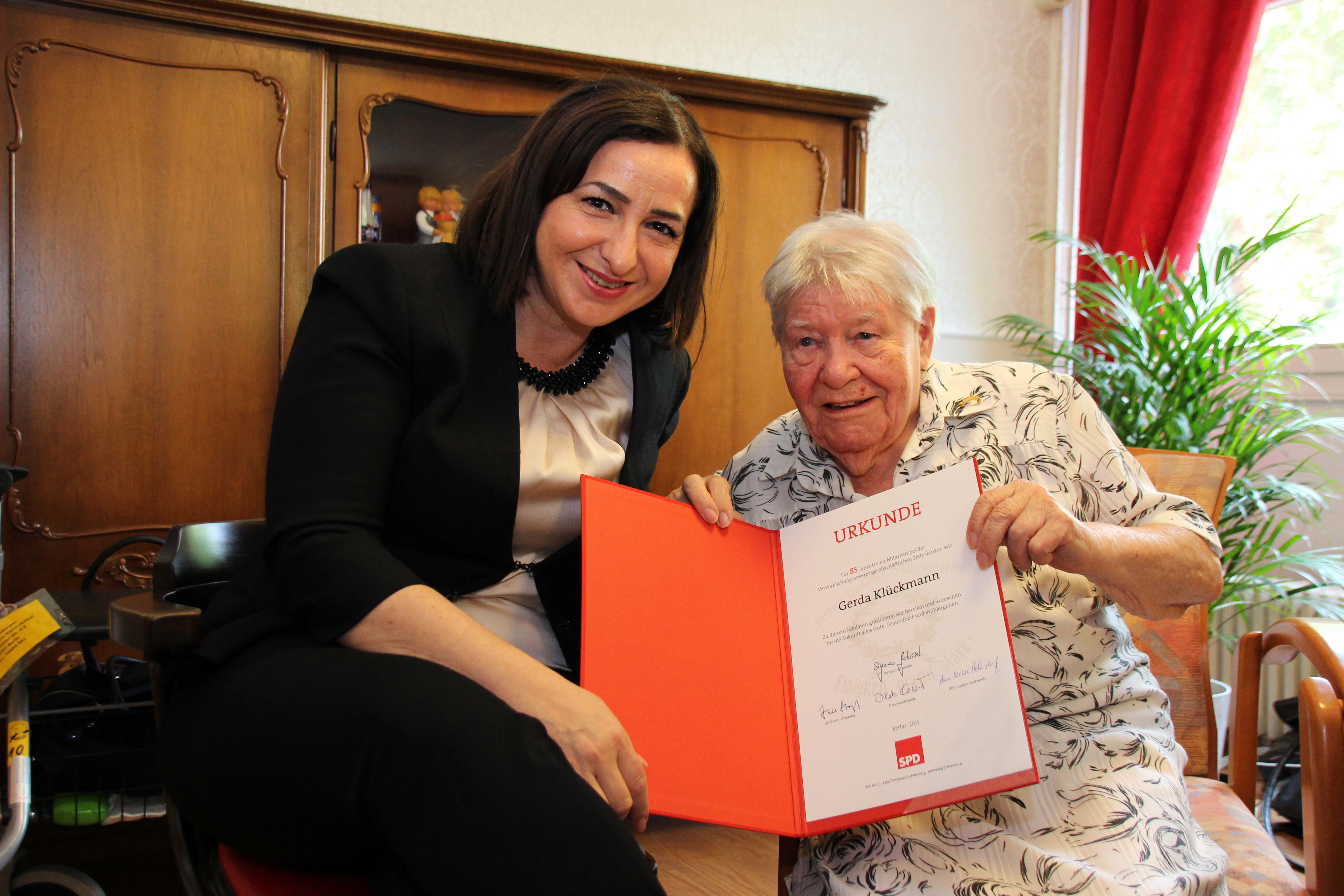 Gerda Klückmann ist 85 Jahre in der SPD
