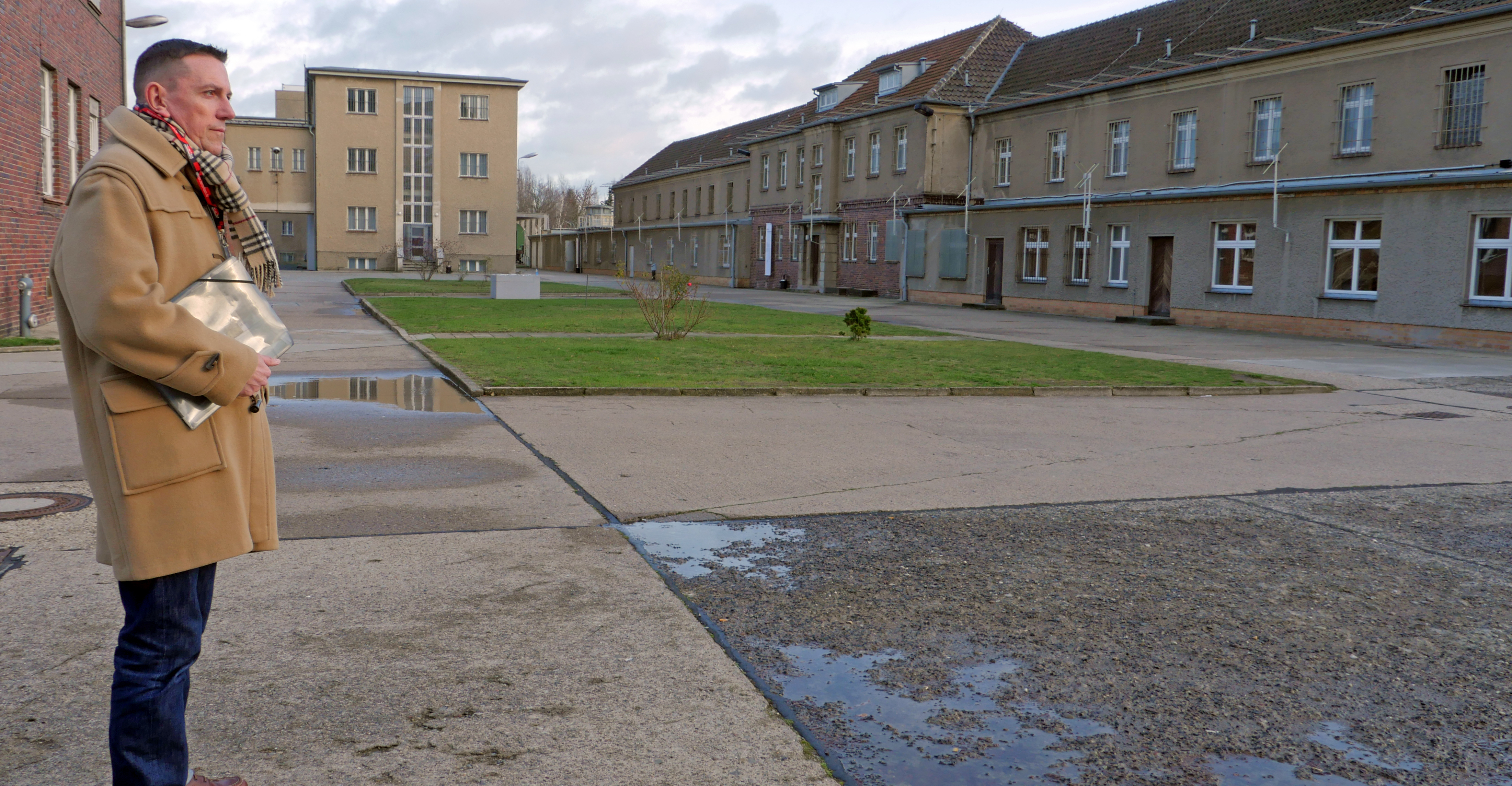 Ex-Häftling Mario Röllig in der Stasi-Gedenkstätte Berlin-Hohenschönhausen.