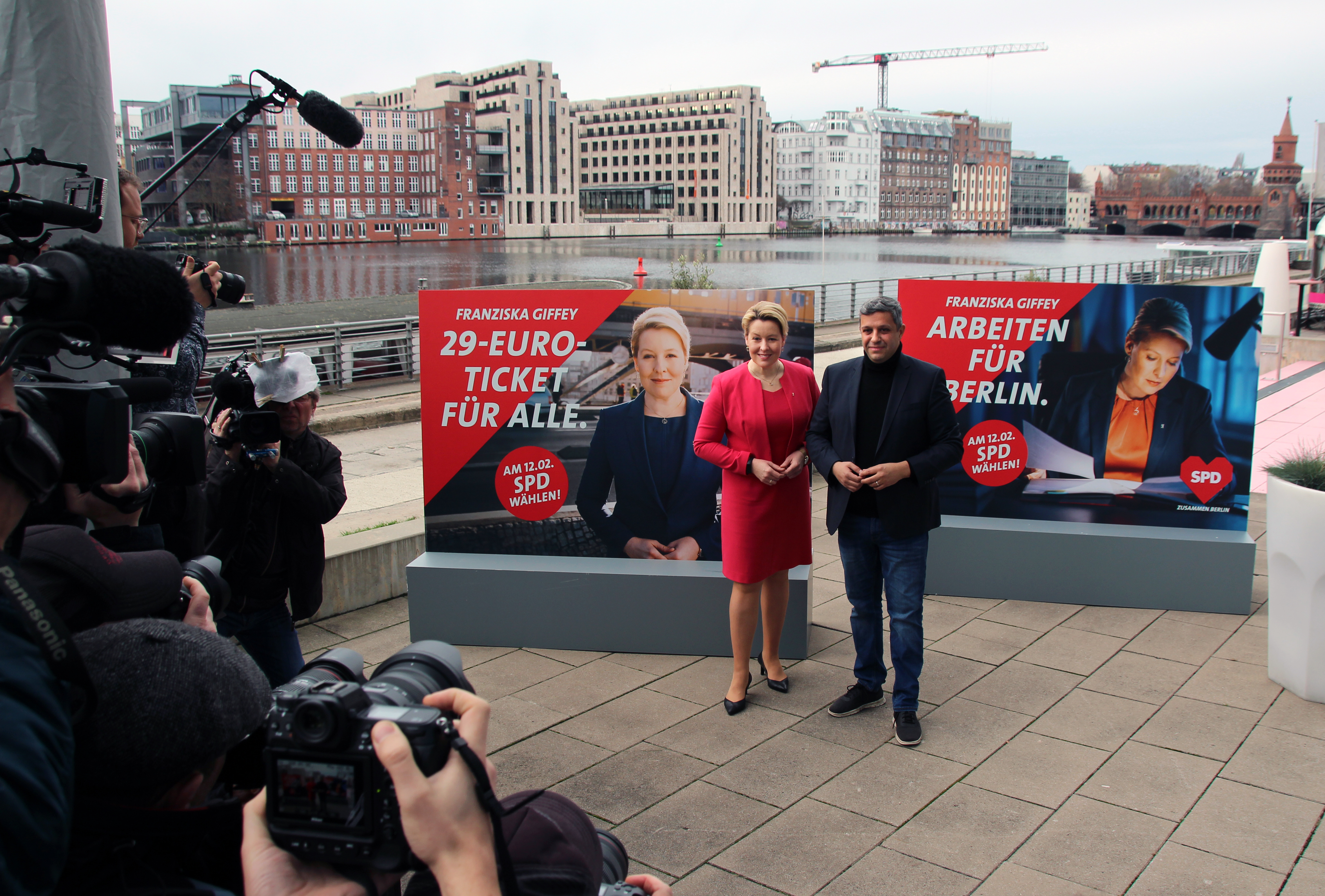 Vorstellung der Wahlkampagne der Berliner SPD: Franziska Giffey und Raed Saleh