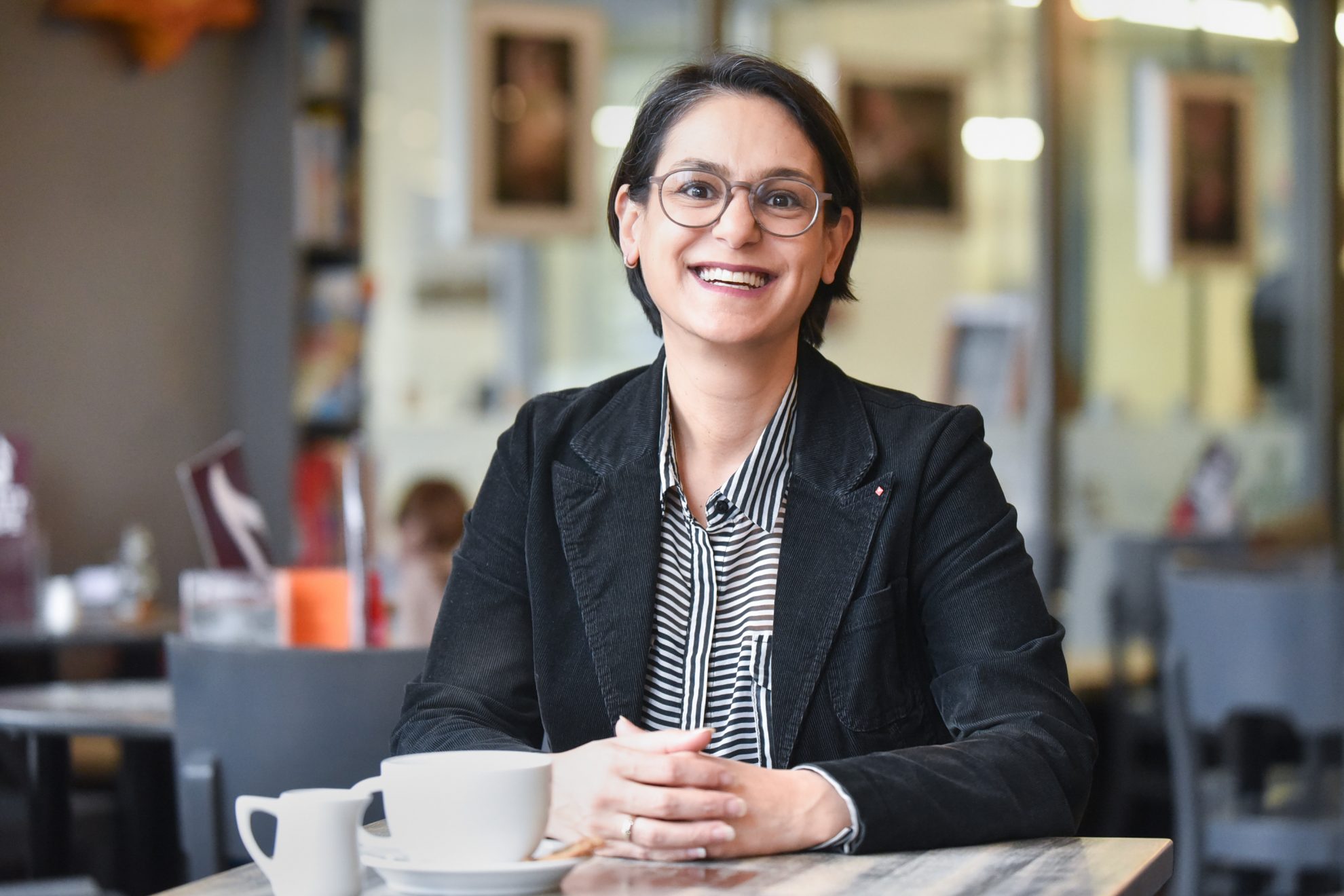 SPD-Vize Serpil Midyatli: "Mir kann niemand erklären, dass in vielen Ländern die Shopping-Malls wieder geöffnet haben, Kitas und Grundschulen aber nicht."